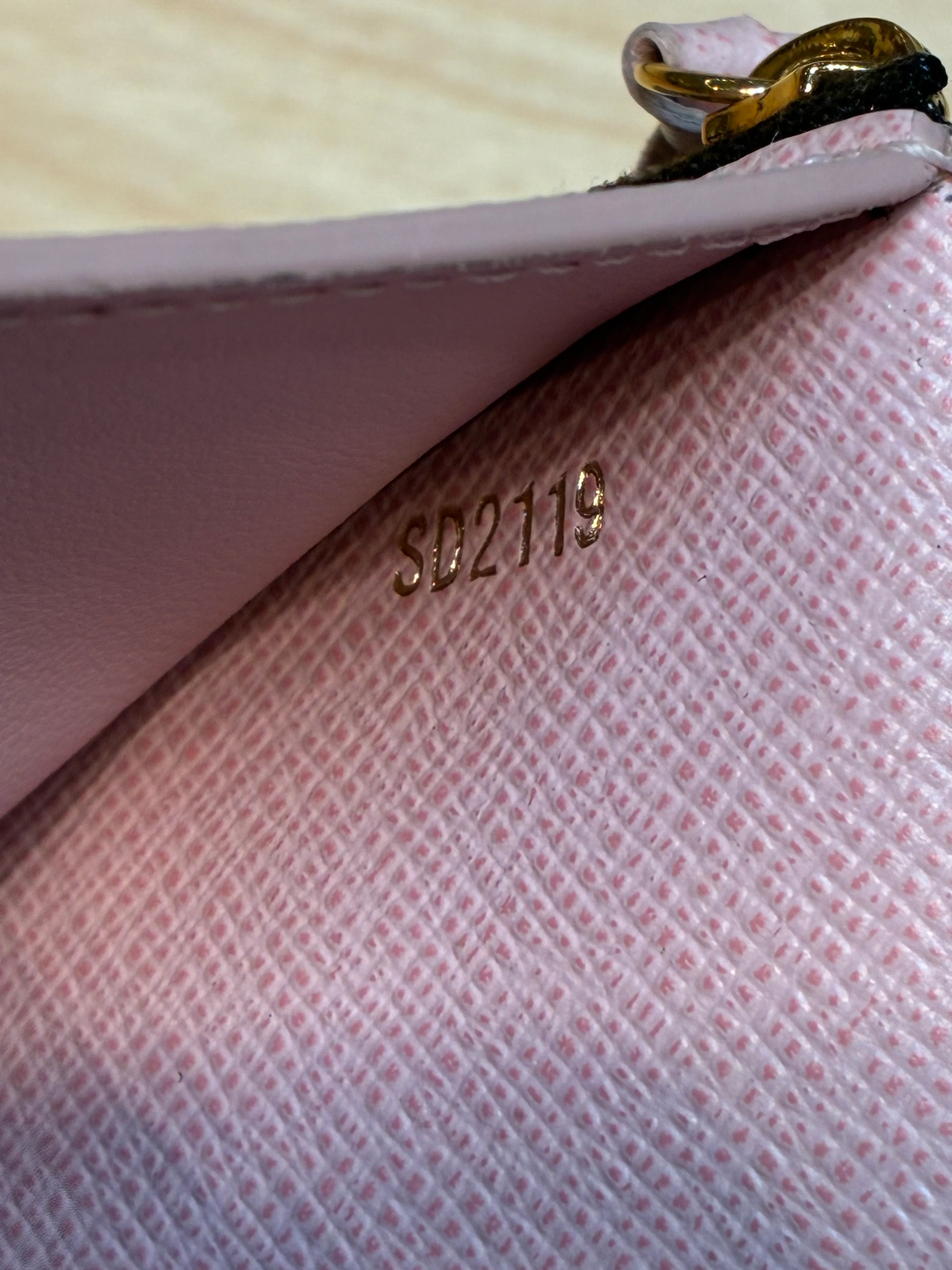 Victorine Wallet Monogram Canvas - Image 9