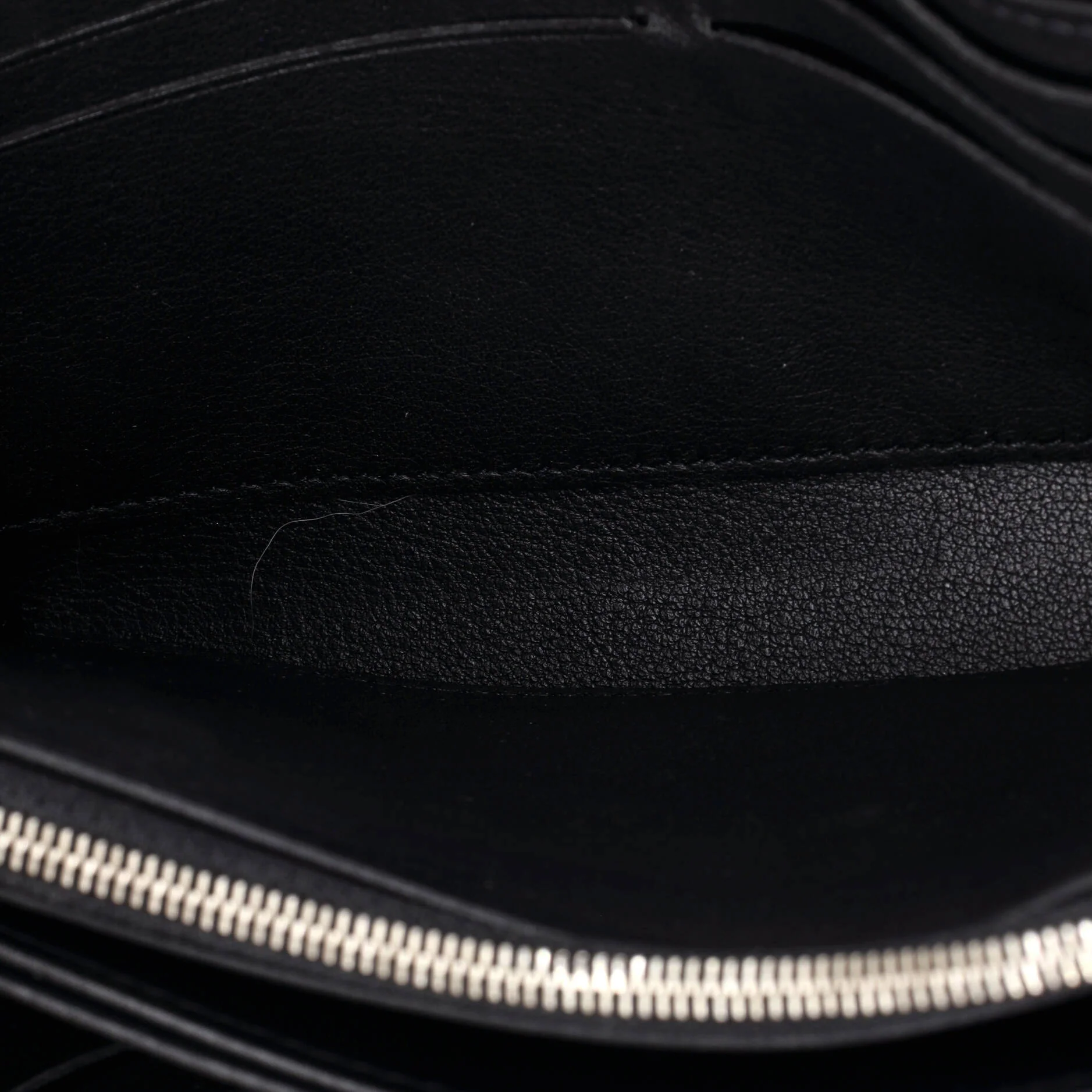 Zippy Wallet Mahina Leather - Image 5