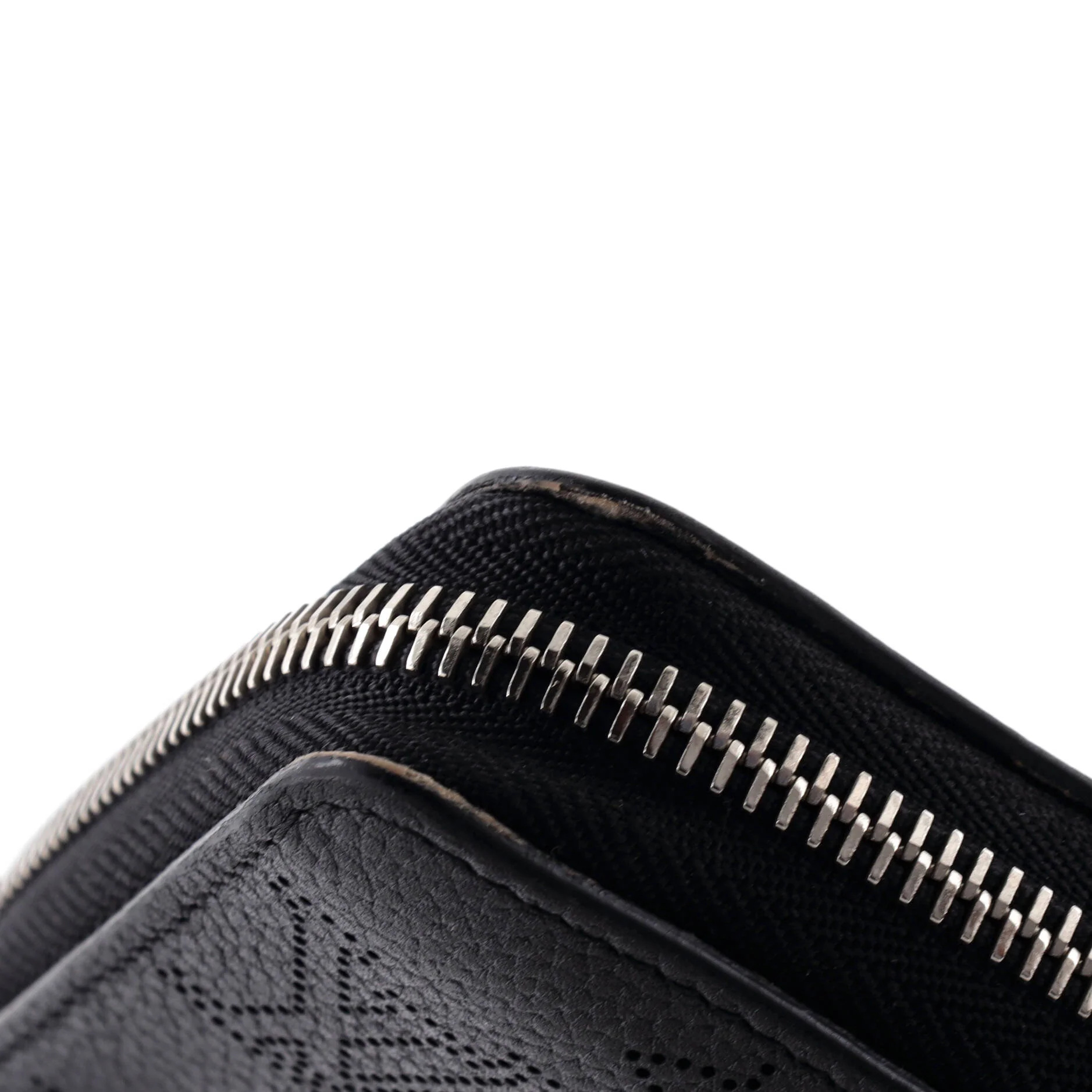 Zippy Wallet Mahina Leather - Image 6