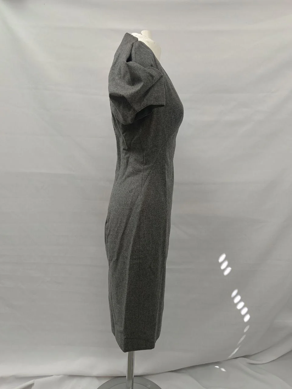 Women's Alexander Mcqueen Puffed Sleeve Midi Dress in Grey Wool - Image 6