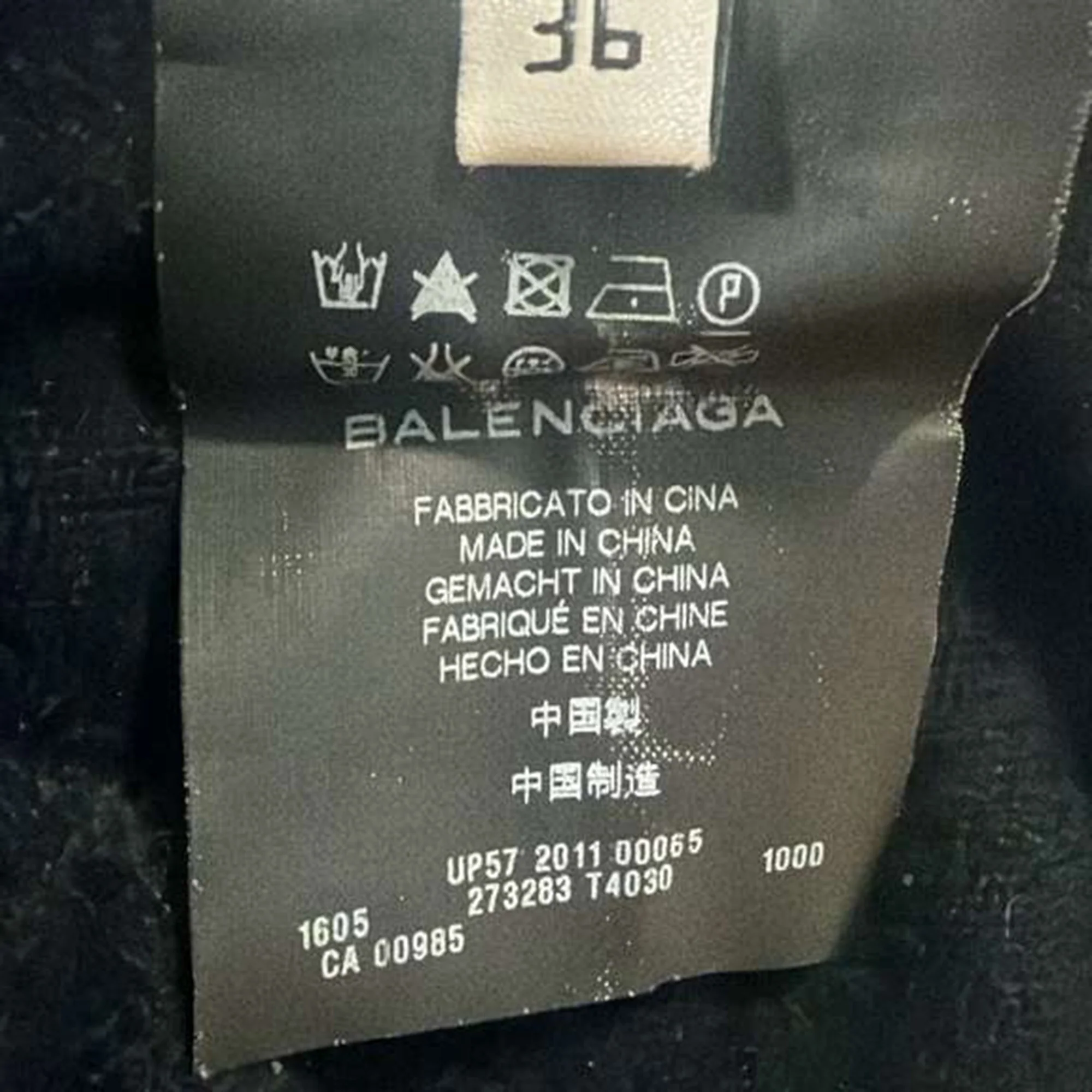 Women's Balenciaga Knit Cardigan in Black Cashmere - Image 6