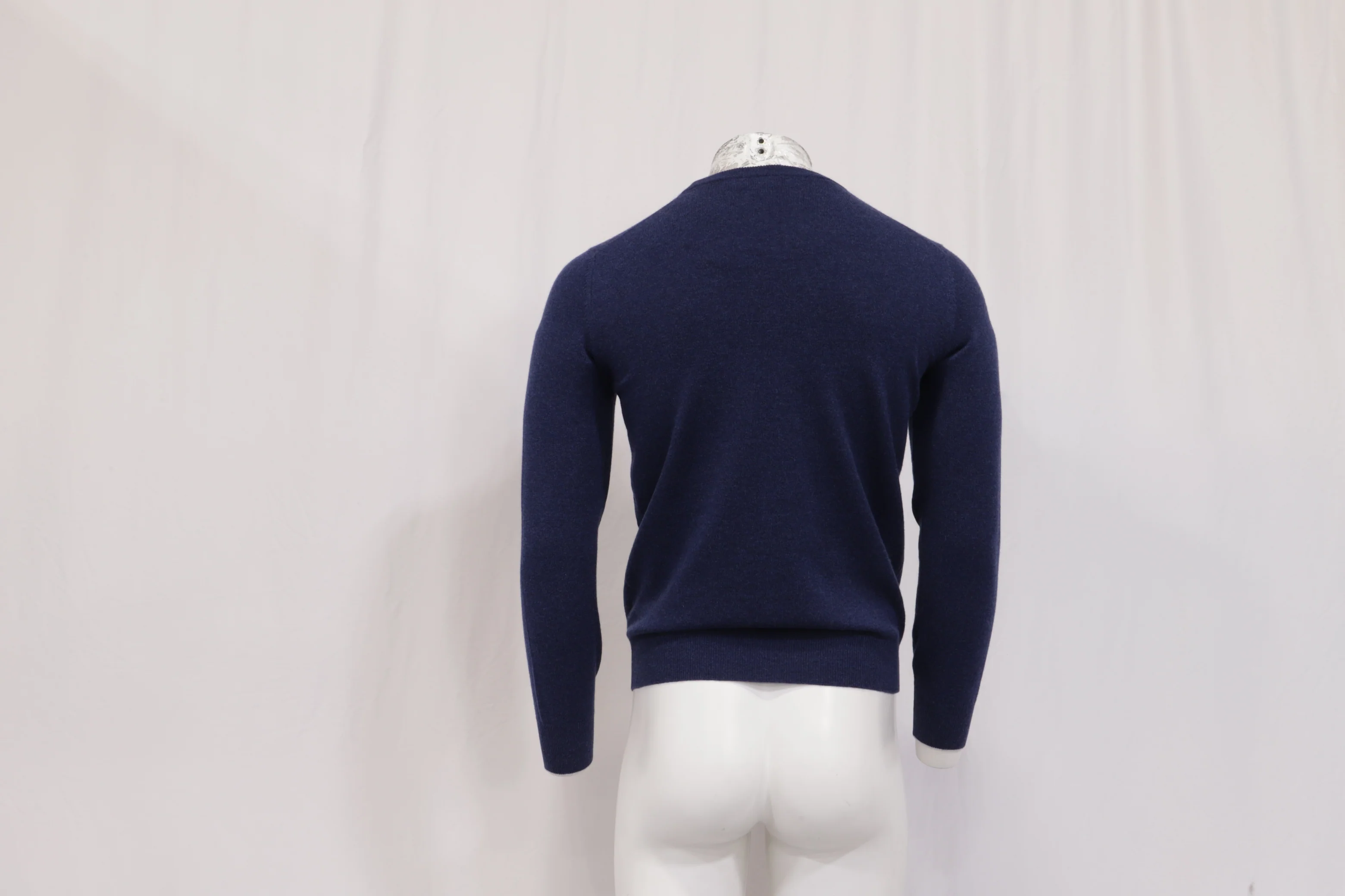 Men's Brunello Cucinelli Sweater in Navy Blue Cashmere - Image 10