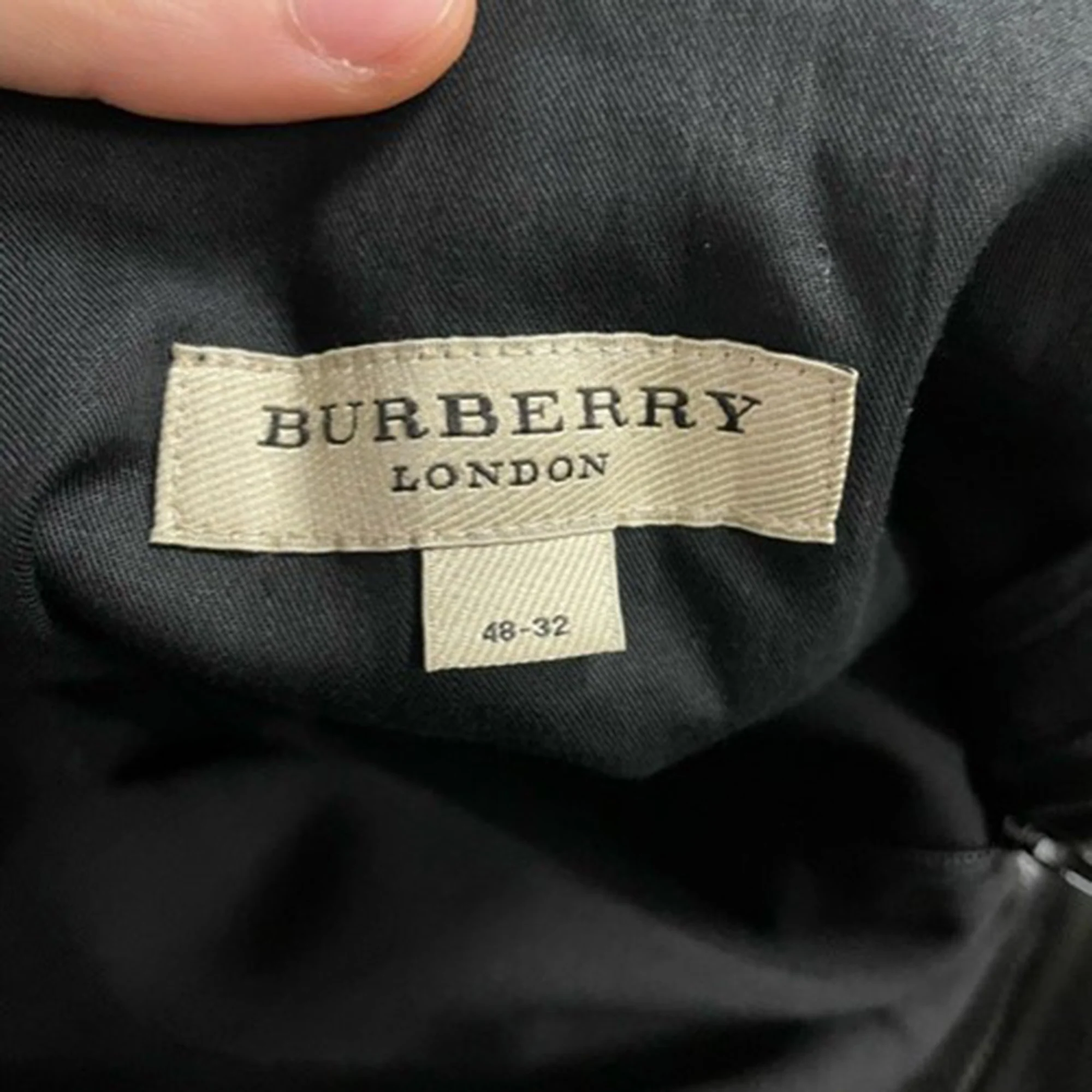 Women's Burberry Mid-Waist Straight-Leg Trousers in Black Wool - Image 3