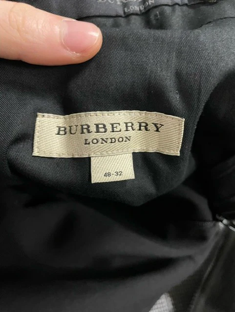 Women's Burberry Mid-Waist Straight-Leg Trousers in Black Wool - Image 6
