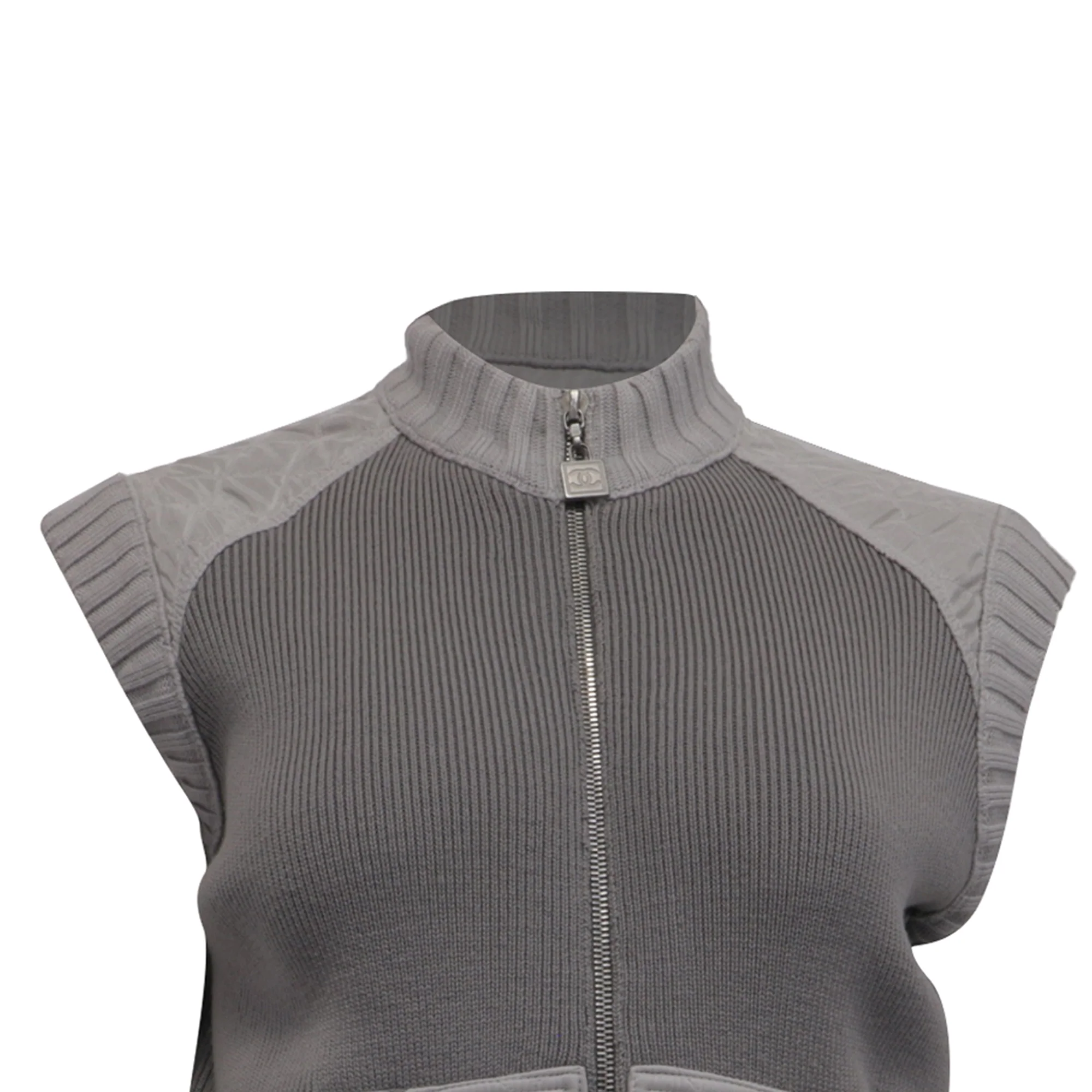 Women's Chanel Sports Knit Quilted Vest in Grey Wool - Image 2