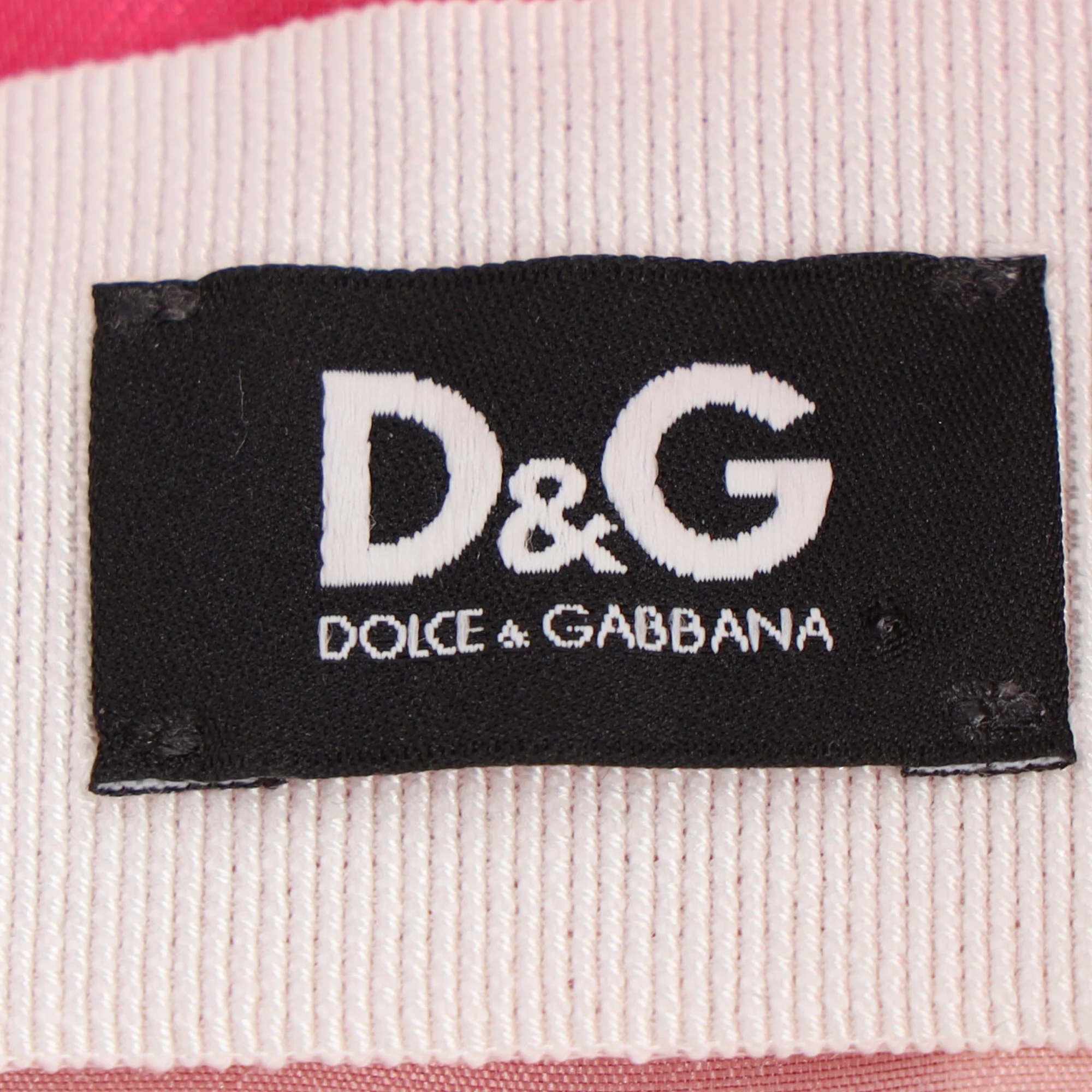 Women's  Dolce & Gabbana Pencil Mini Skirt in Pink Silk - Image 4