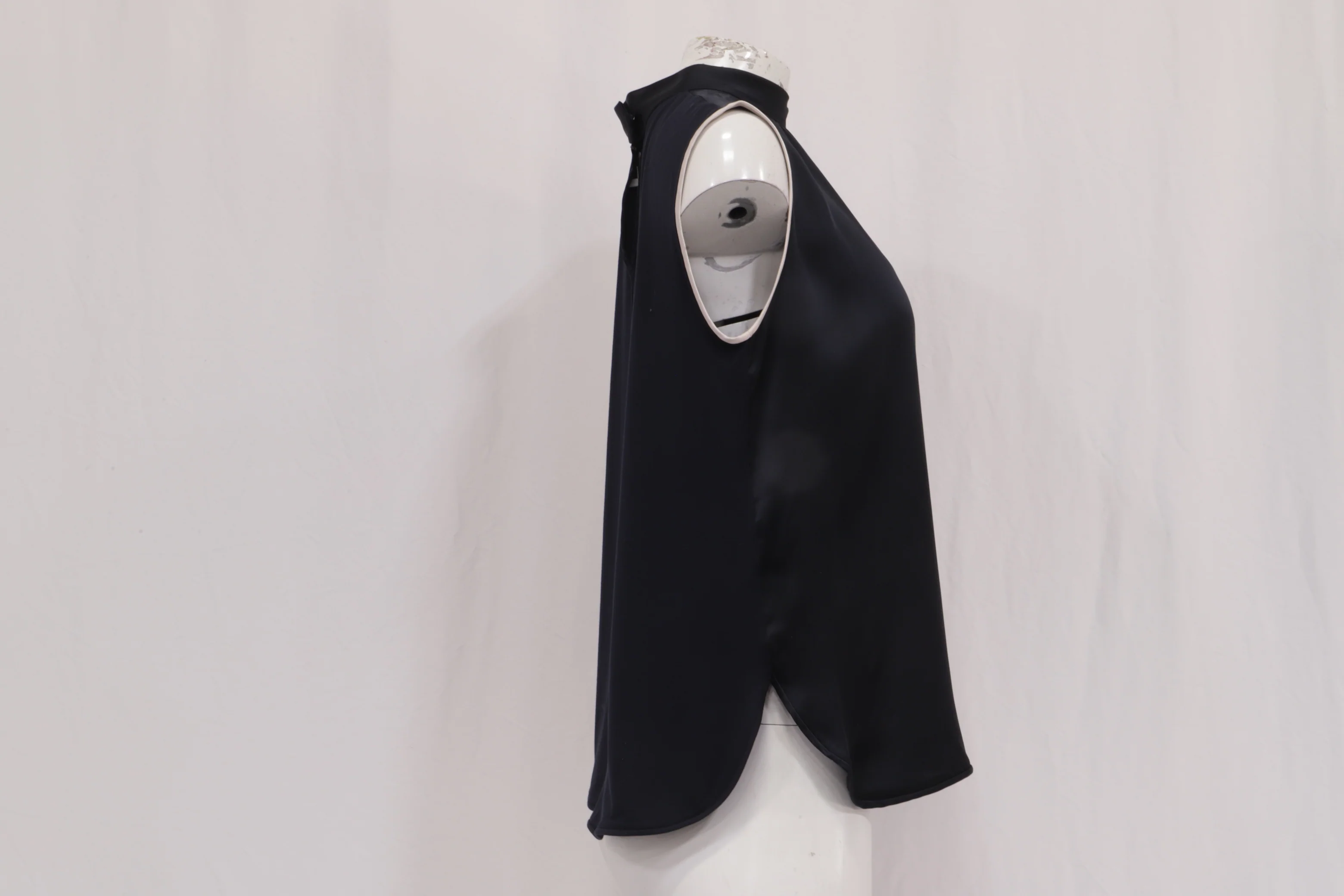 Women's Max Mara Dorina Top in Black Silk - Image 9
