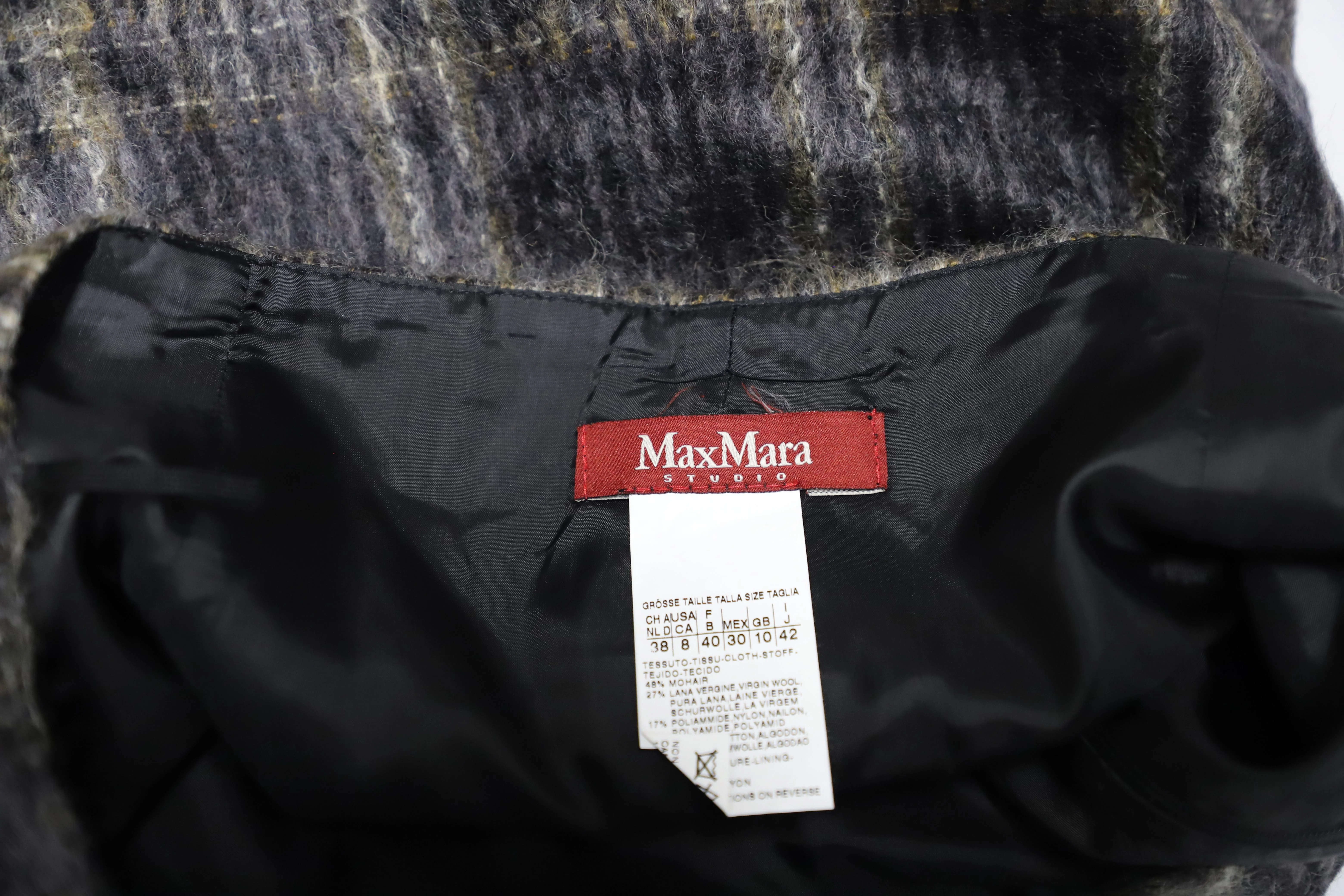 Women's Max Mara Plaid Knee-Length Skirt in Grey Mohair - Image 9