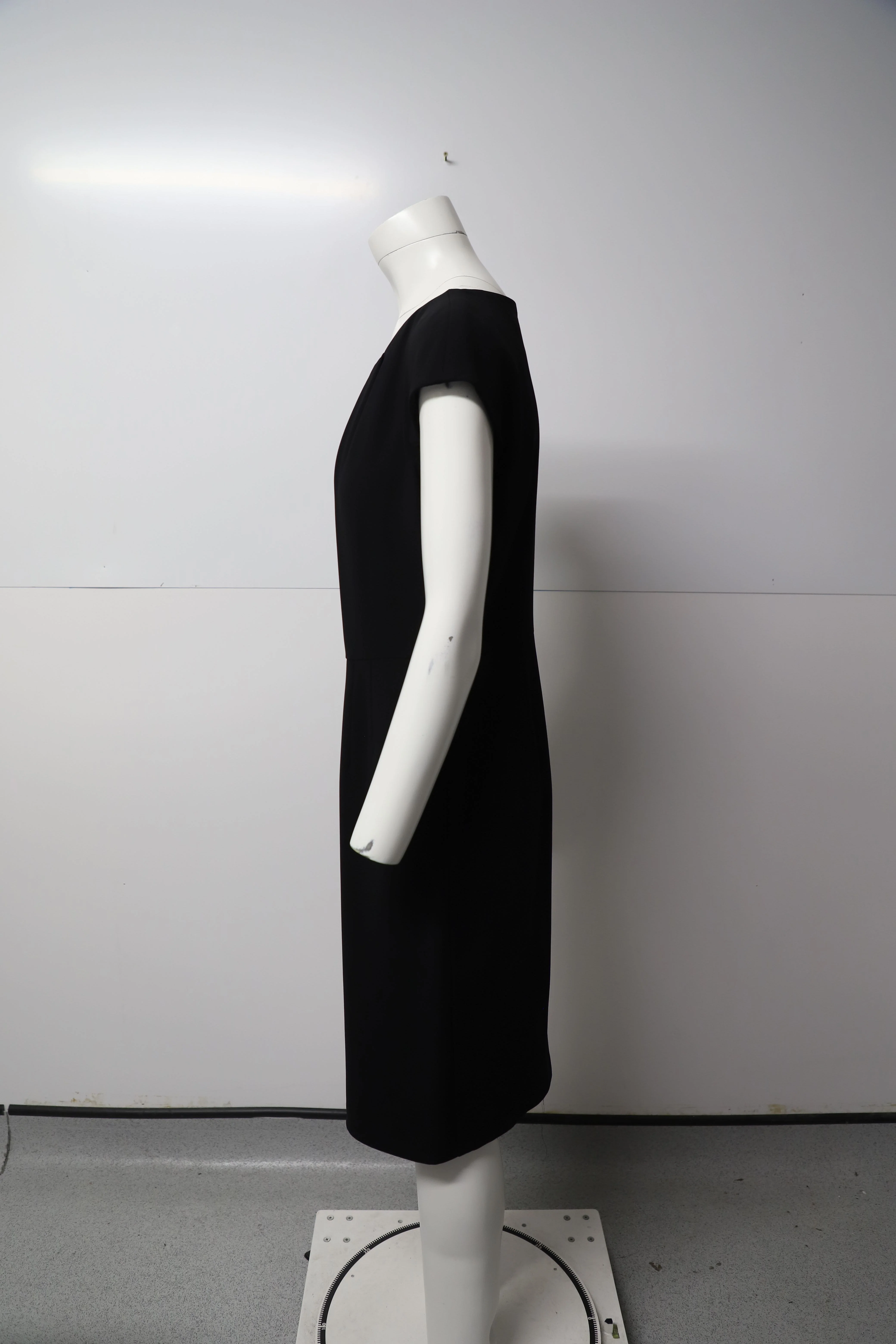 Women's Max Mara Sheath Dress in Black Triacetate - Image 9