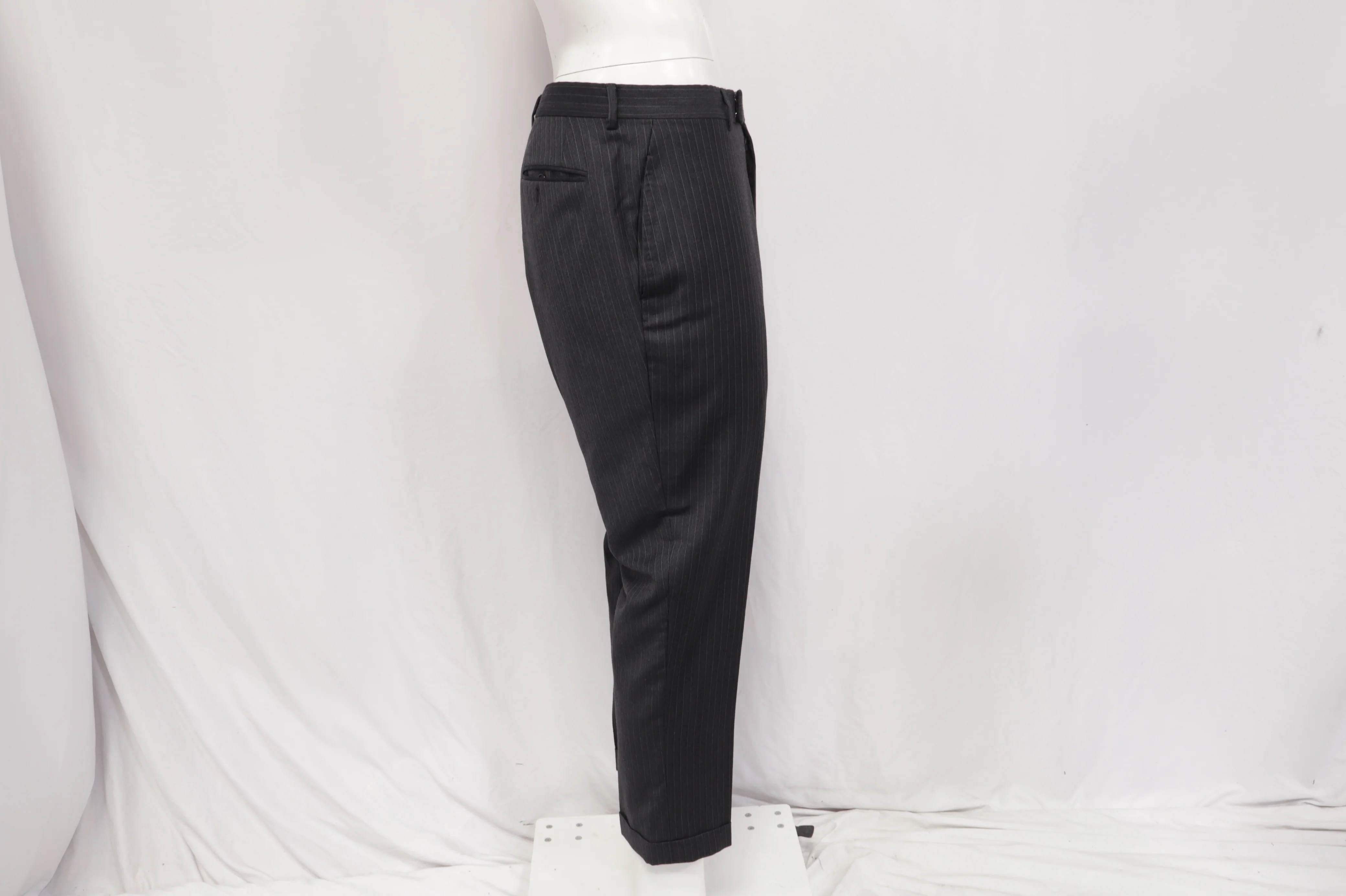 Men's Tom Ford Pinstripe Cropped Trousers in Black Wool - Image 5