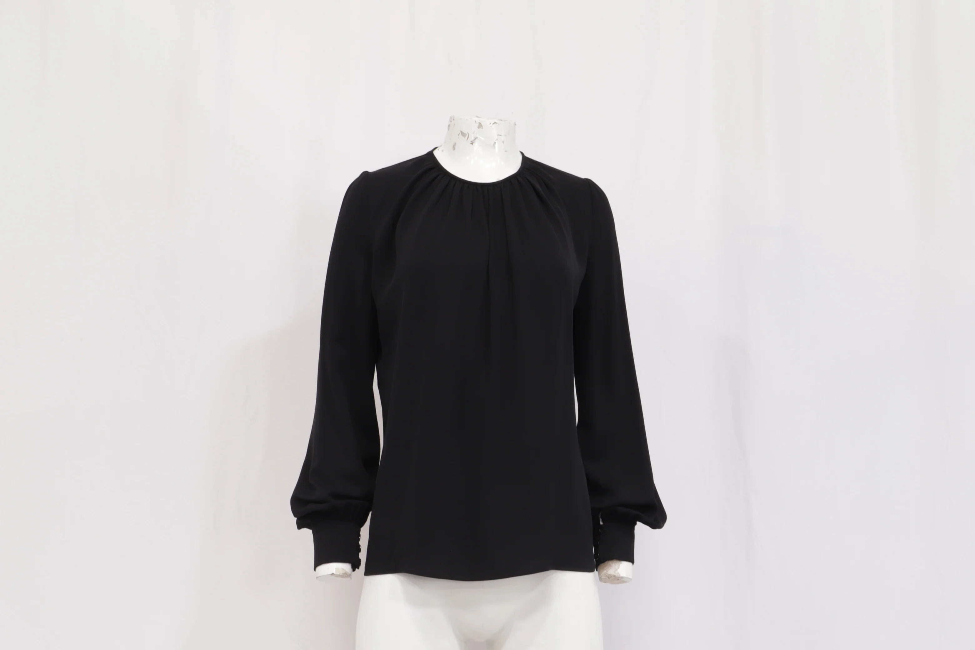 Women's Tom Ford Crewneck Blouse in Black Silk - Image 7