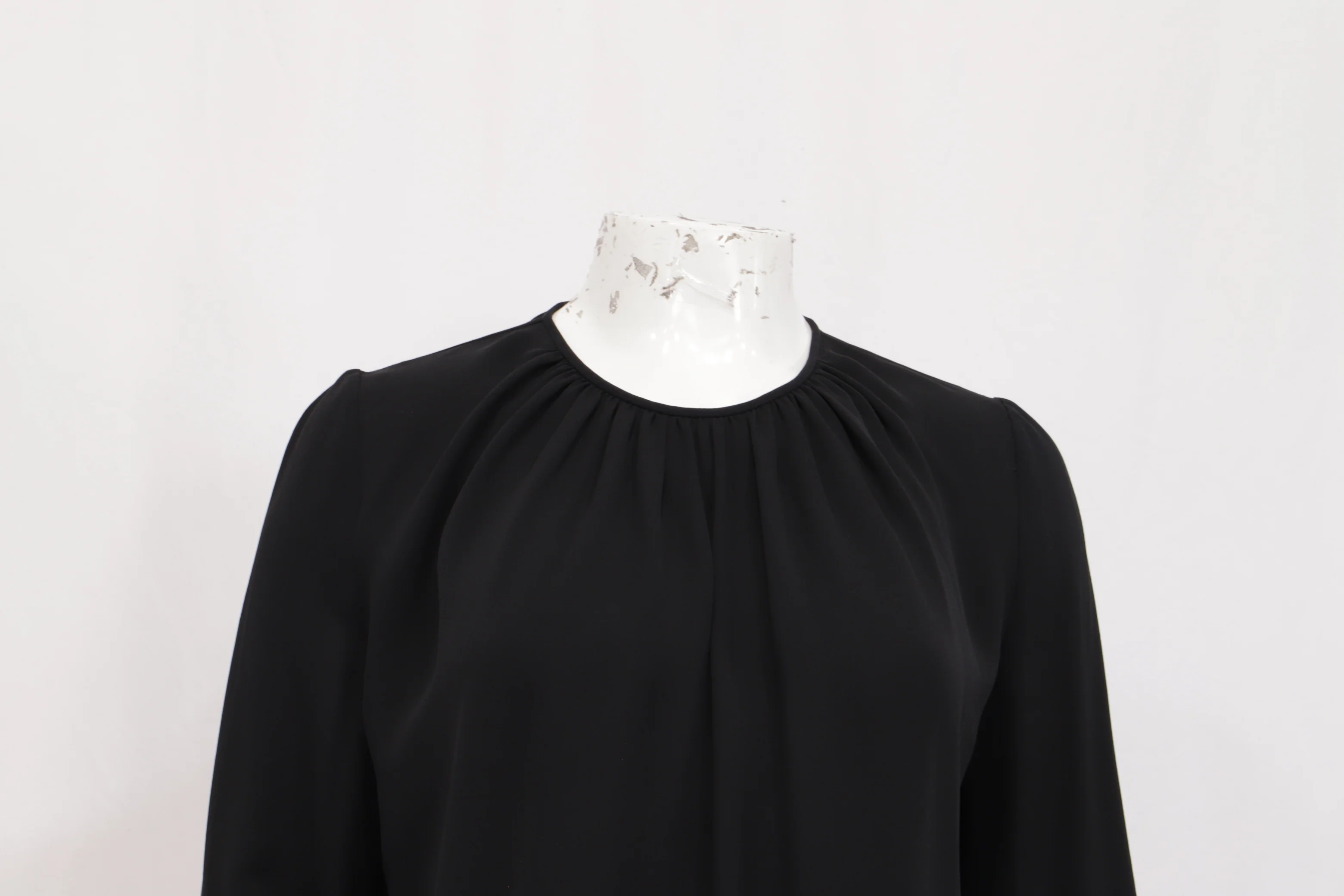 Women's Tom Ford Crewneck Blouse in Black Silk - Image 8