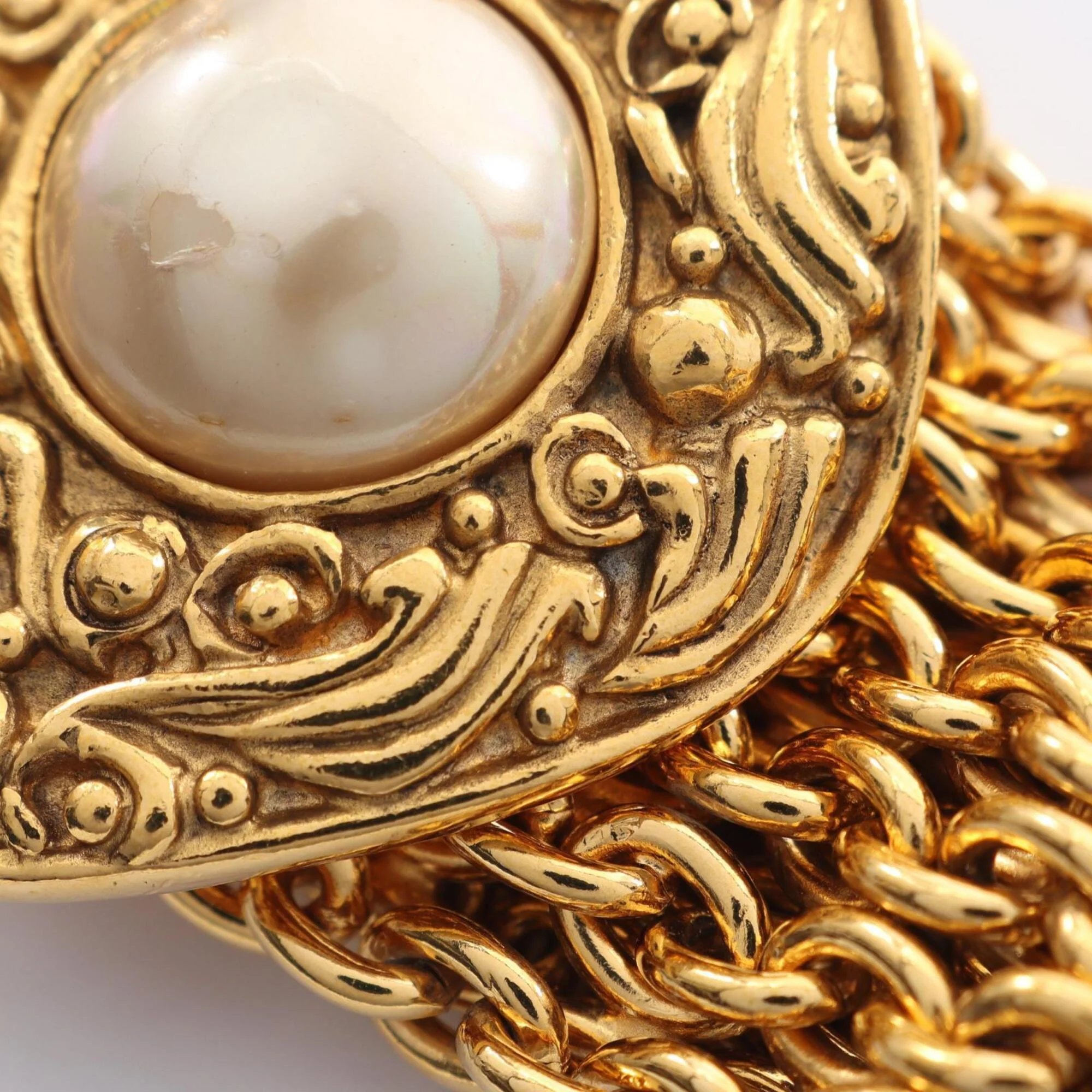 Bracelet Gold with Faux Pearl - Image 7