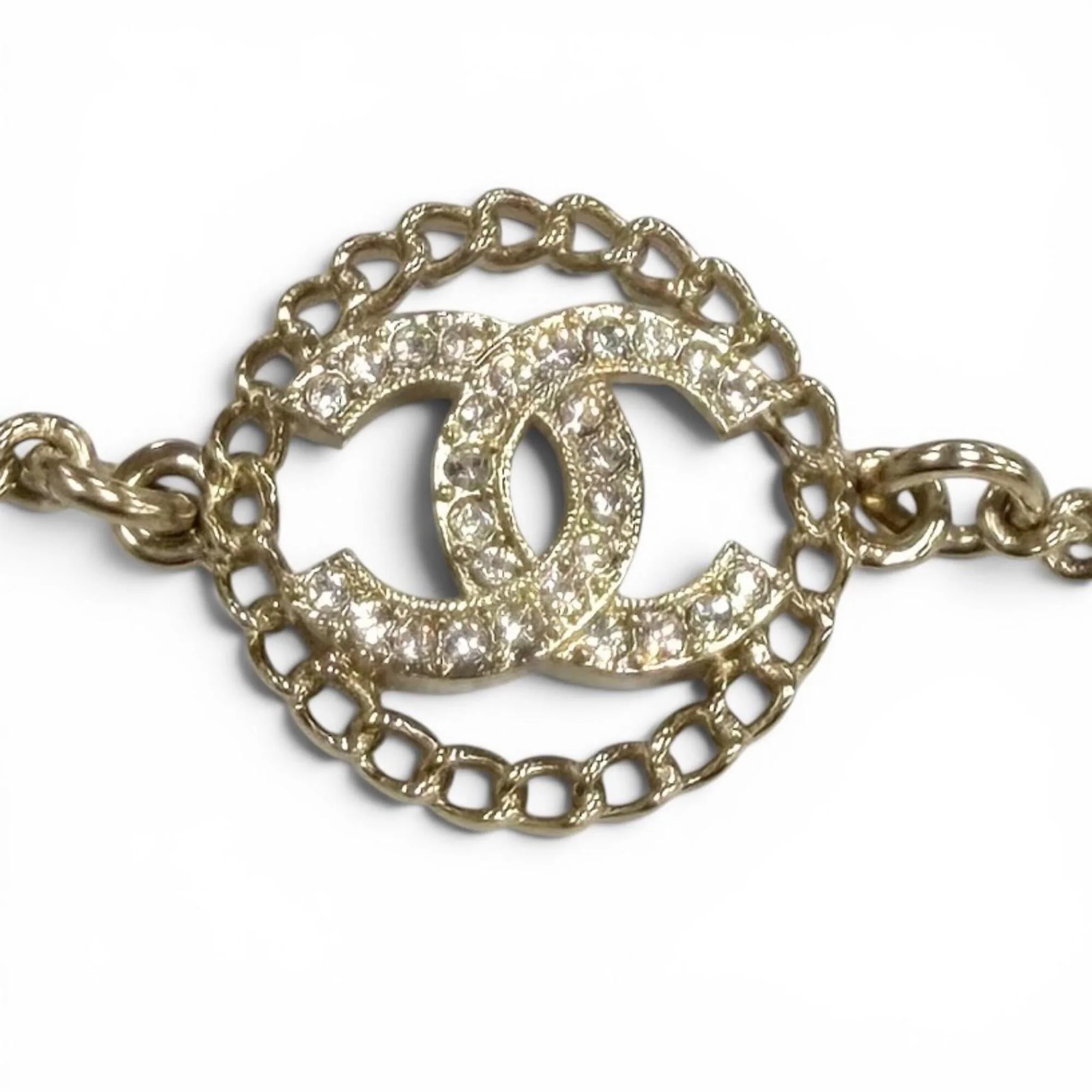 CC Logo Bracelet Metal - Image 4