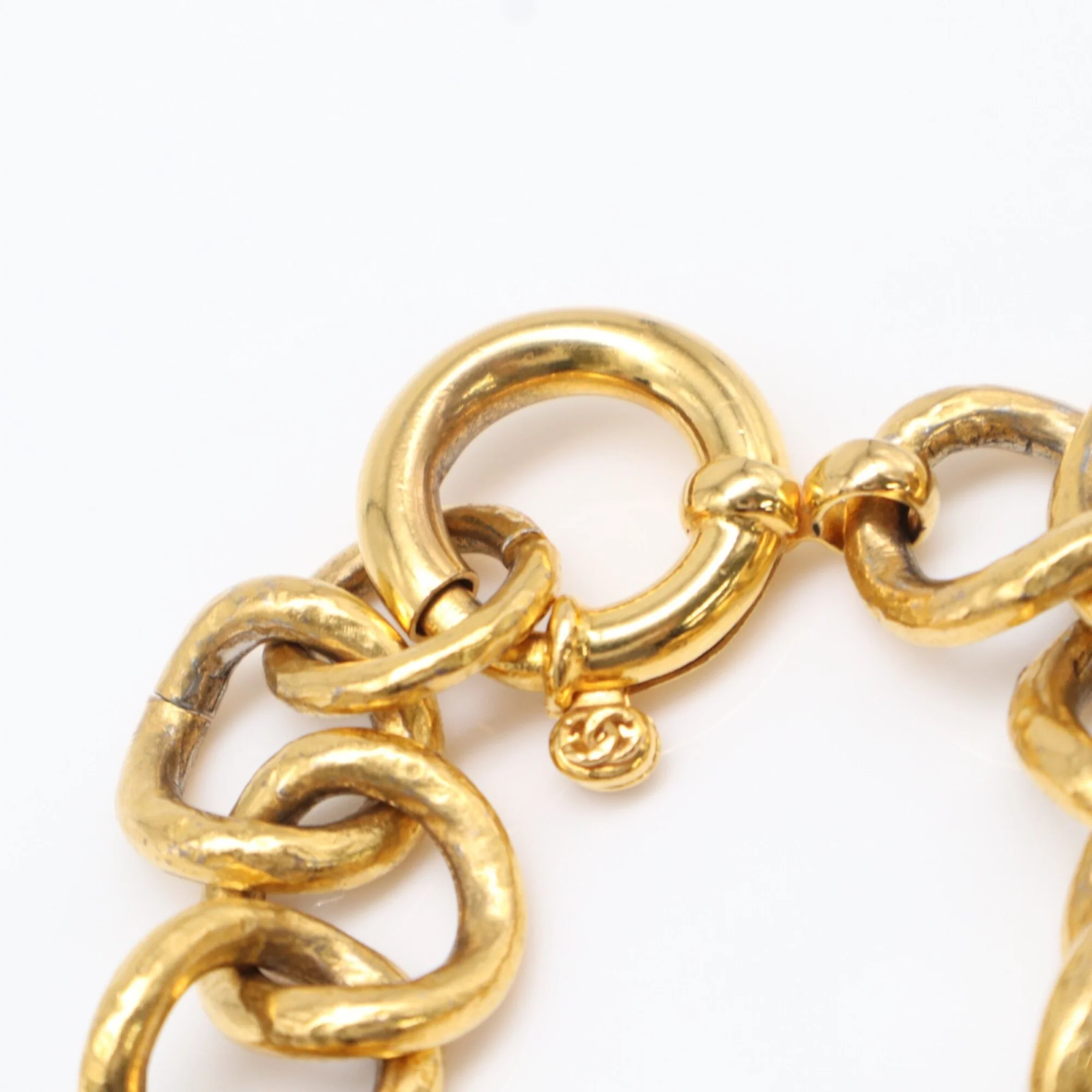 CC Logo Bracelet Metal - Image 6