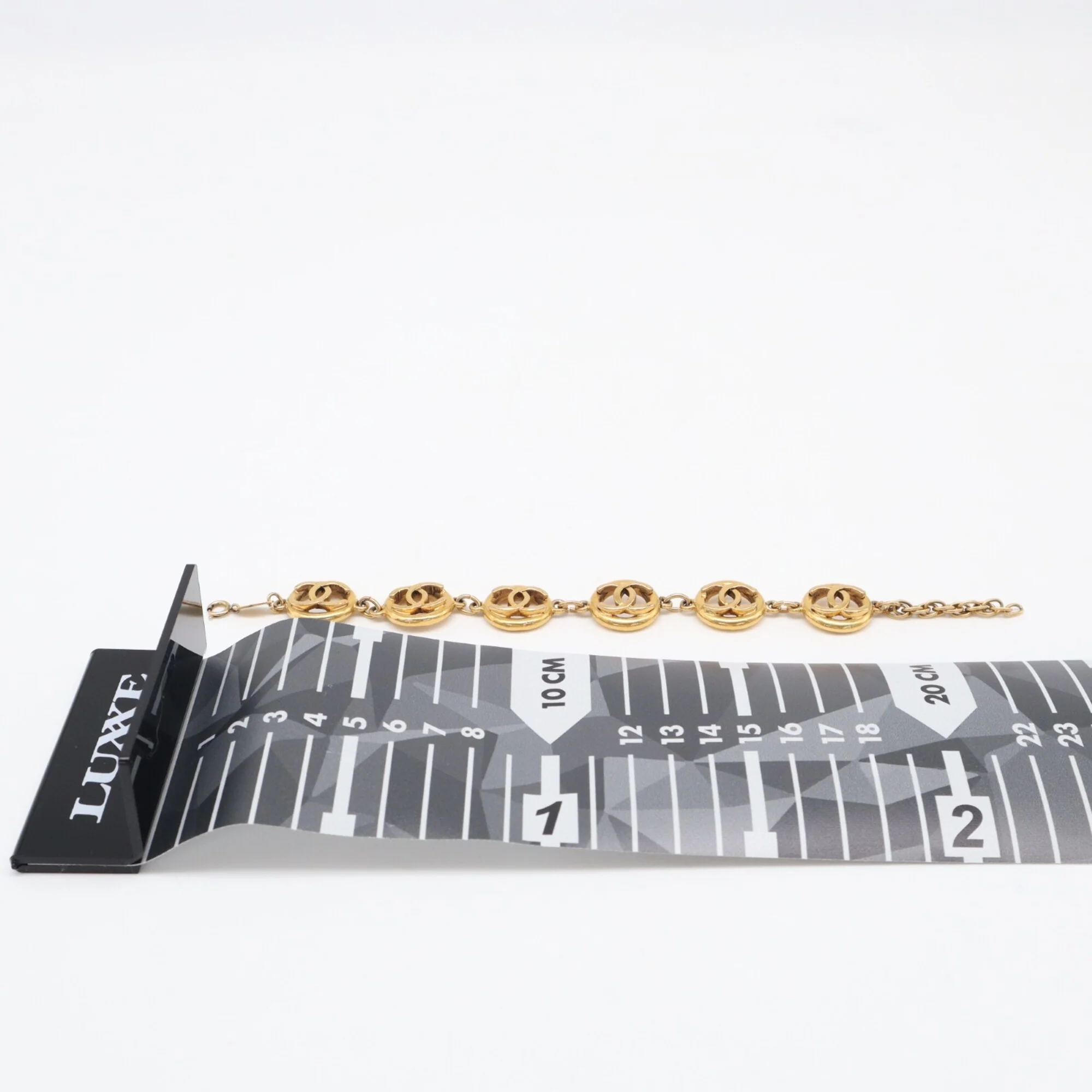 CC Logo Bracelet Metal - Image 3