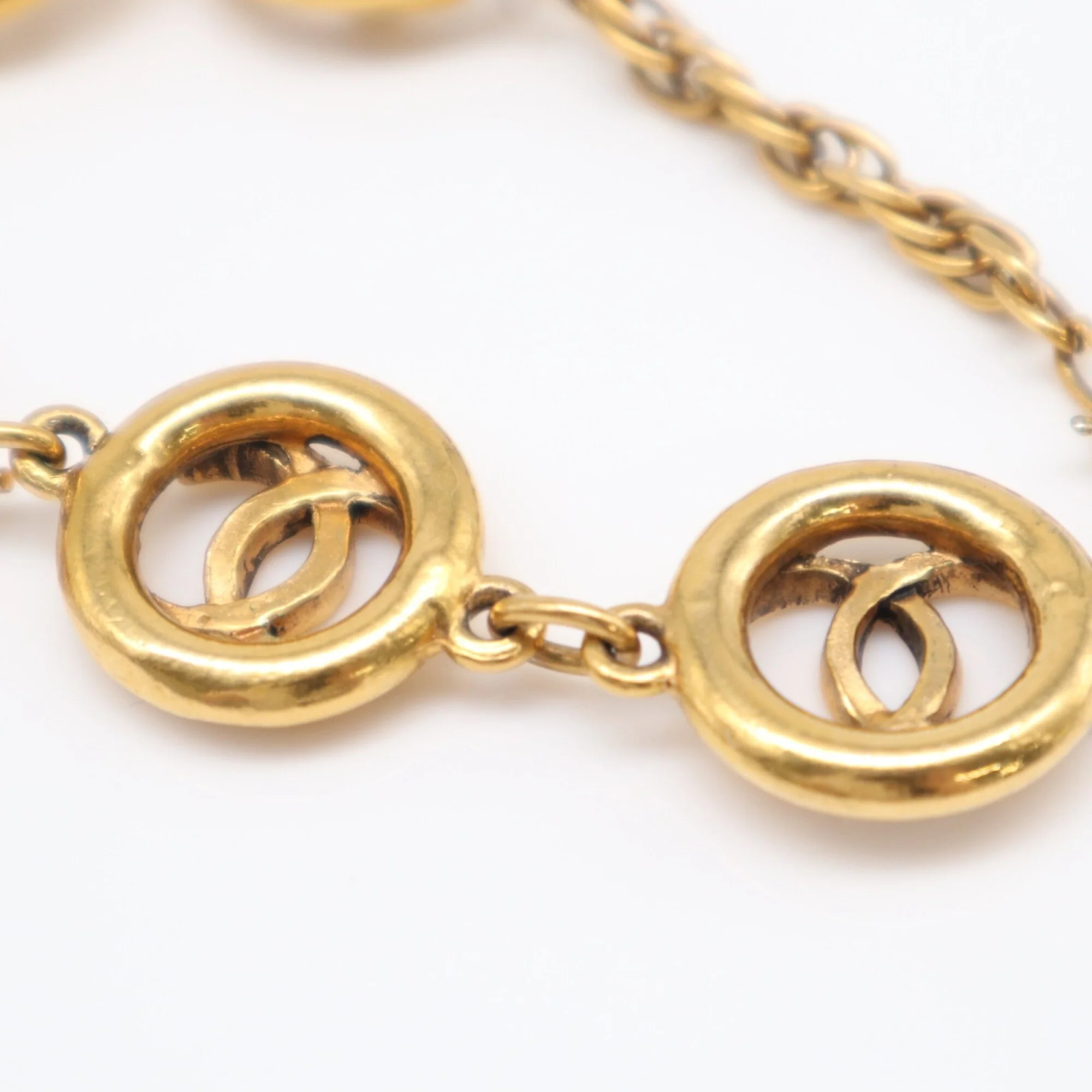 CC Logo Bracelet Metal - Image 4