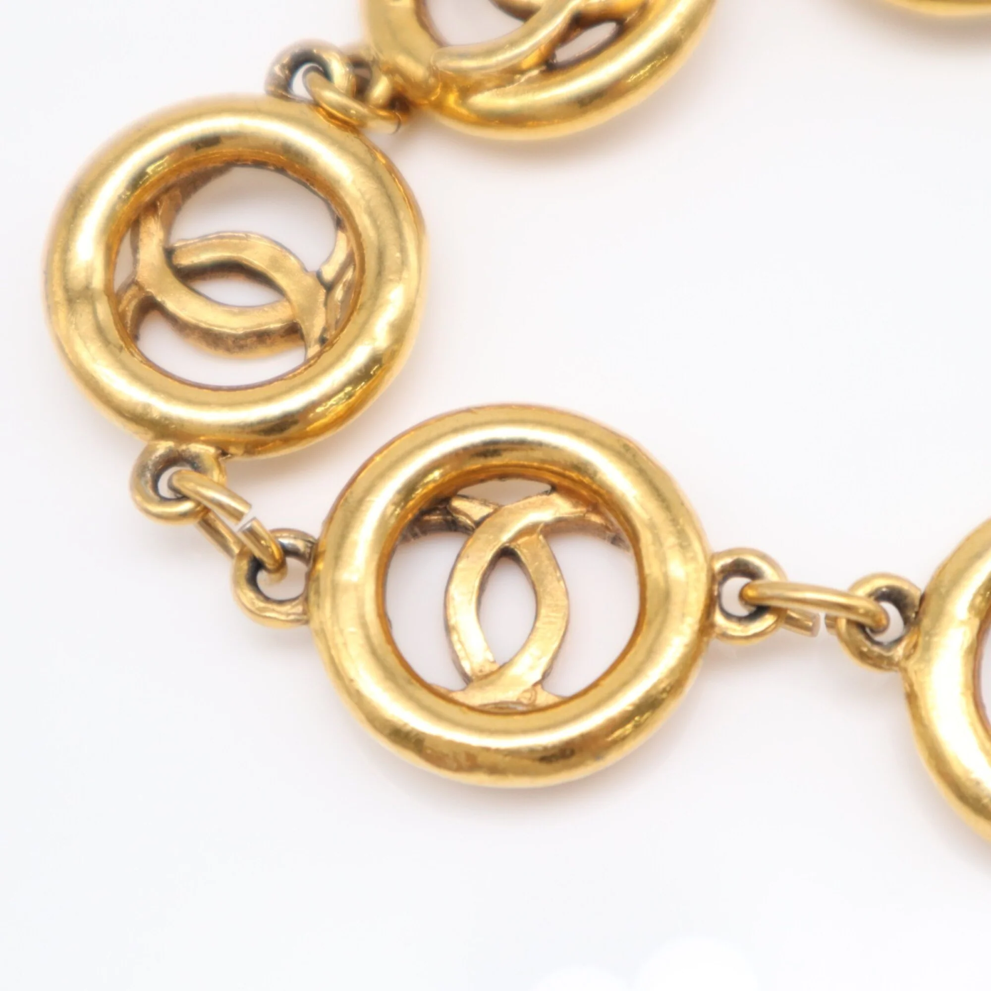 CC Logo Bracelet Metal - Image 5