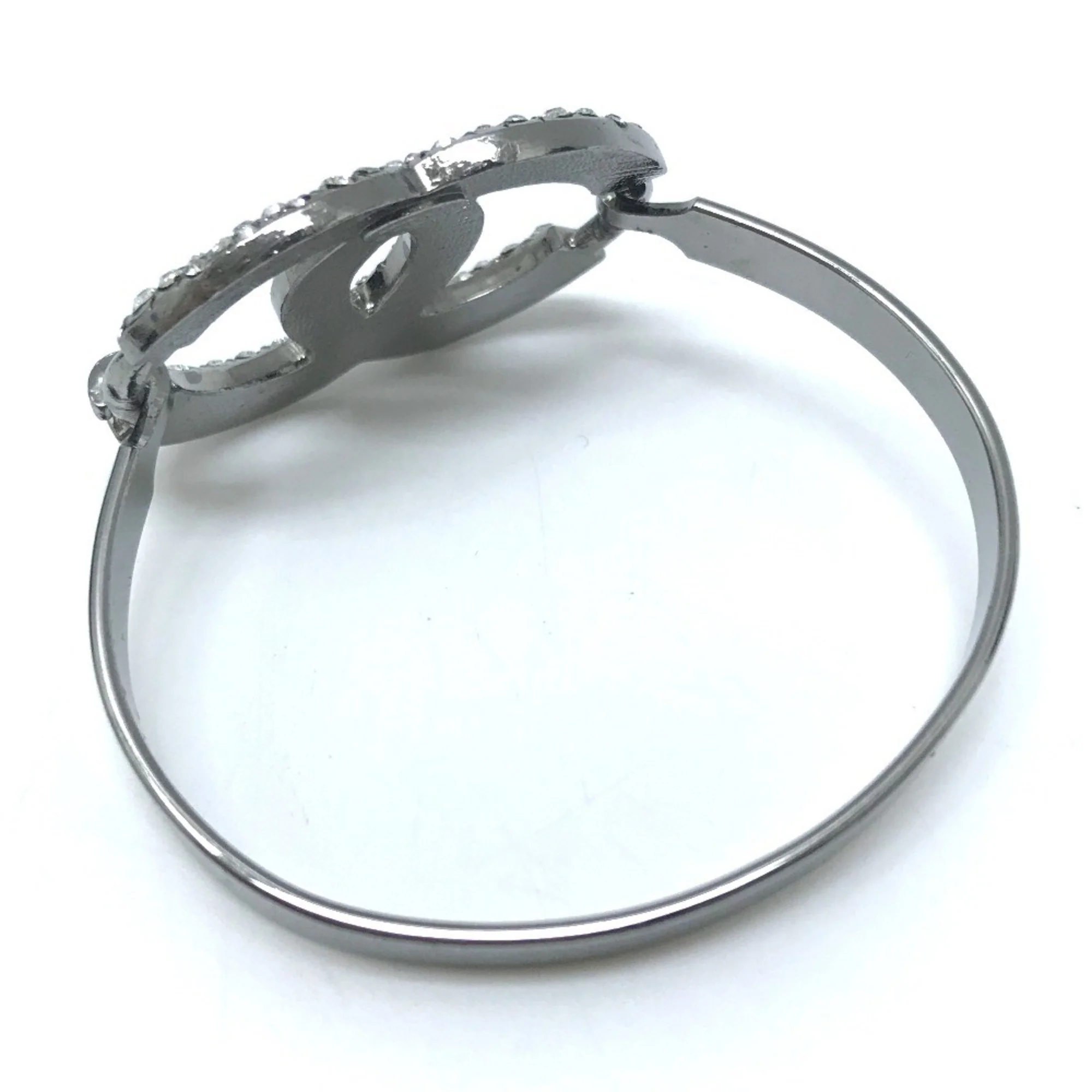 CC Logo Bracelet Metal - Image 6