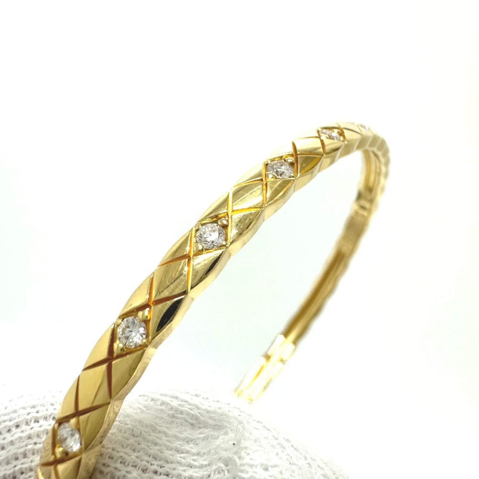 Coco Crush Bracelet 18K Yellow Gold With Diamond - Image 8