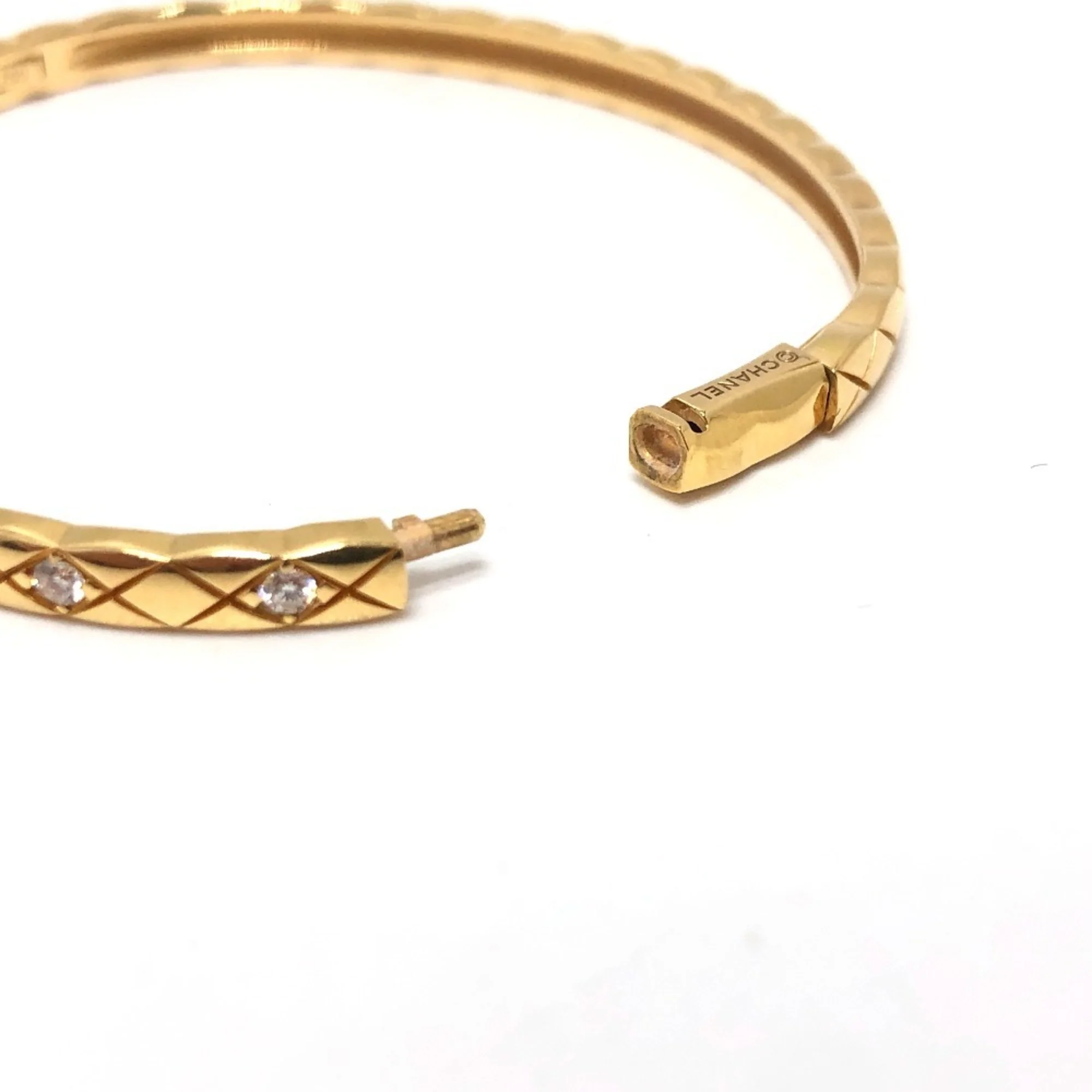 Coco Crush Bracelet 18K Yellow Gold with Diamond - Image 7