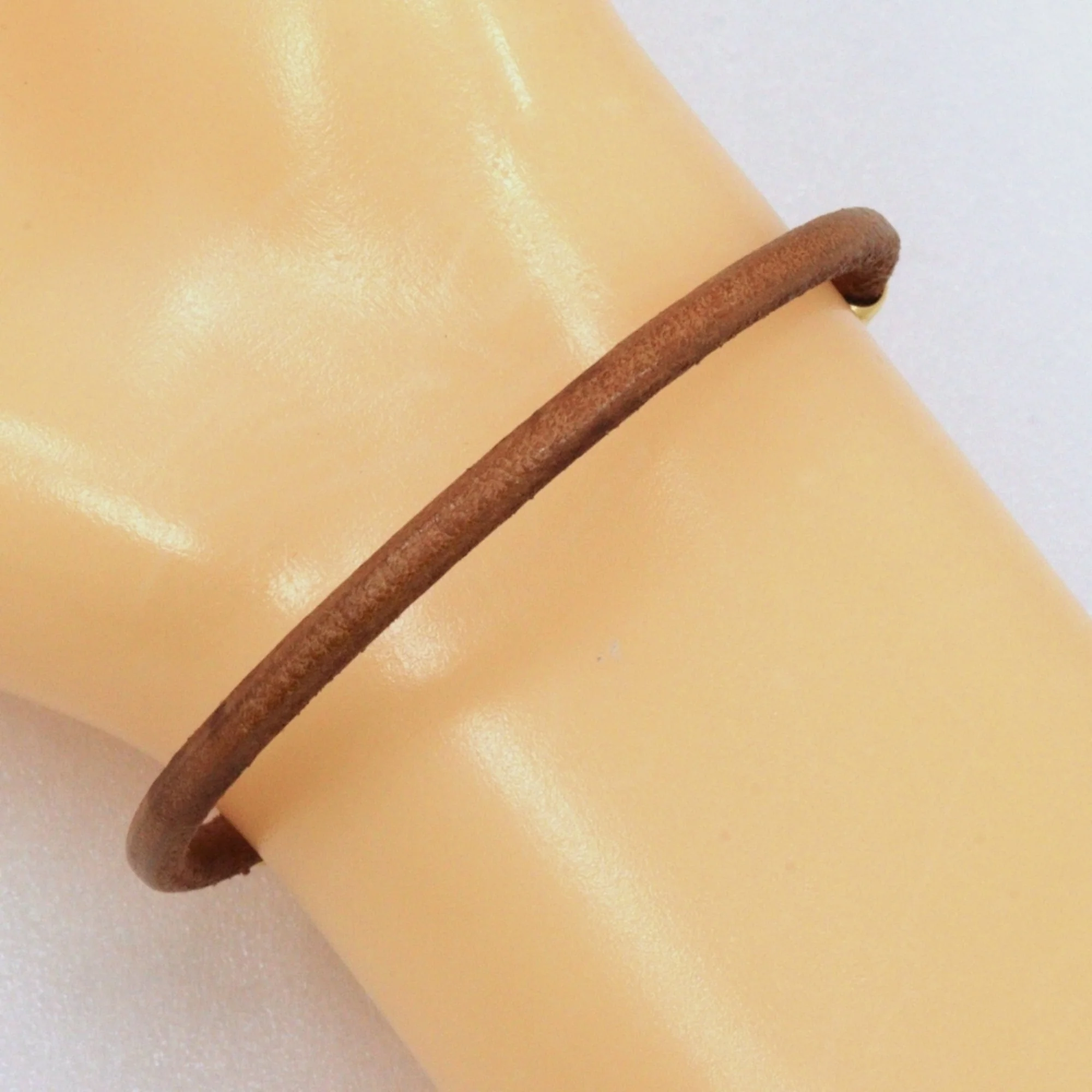 Bracelet Gold and Leather - Image 7