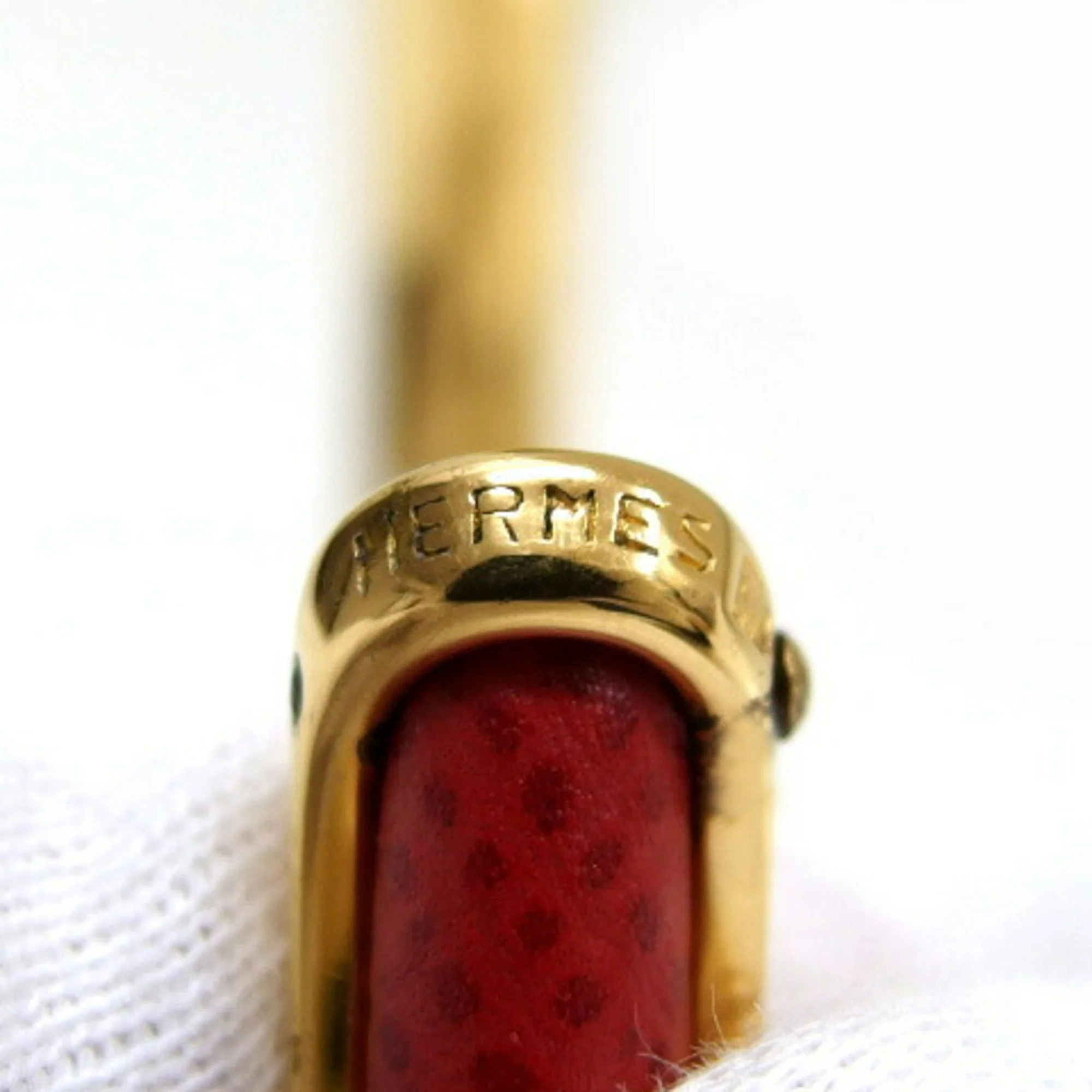Oval Bangle Leather and Metal Gold Red Bracelet - Image 5