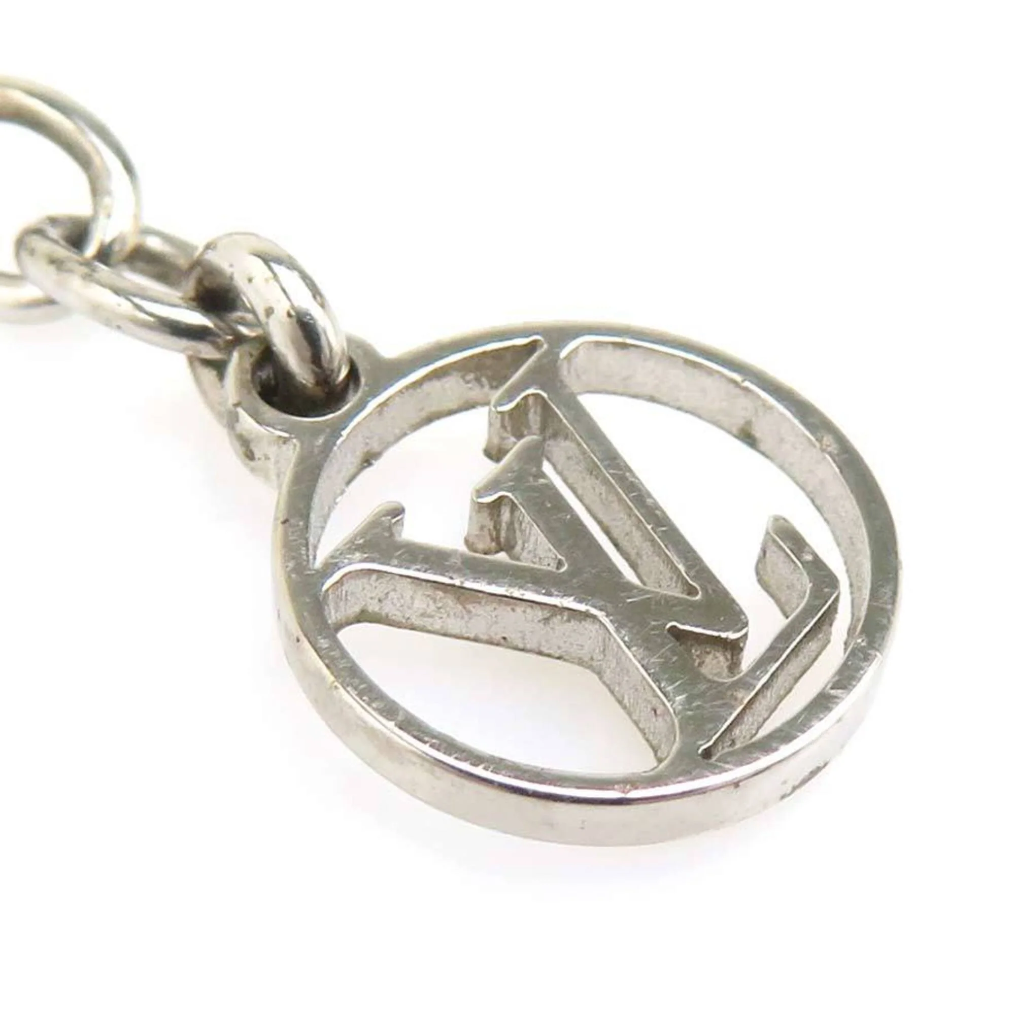 Essential V Bracelet Metal - Image 8