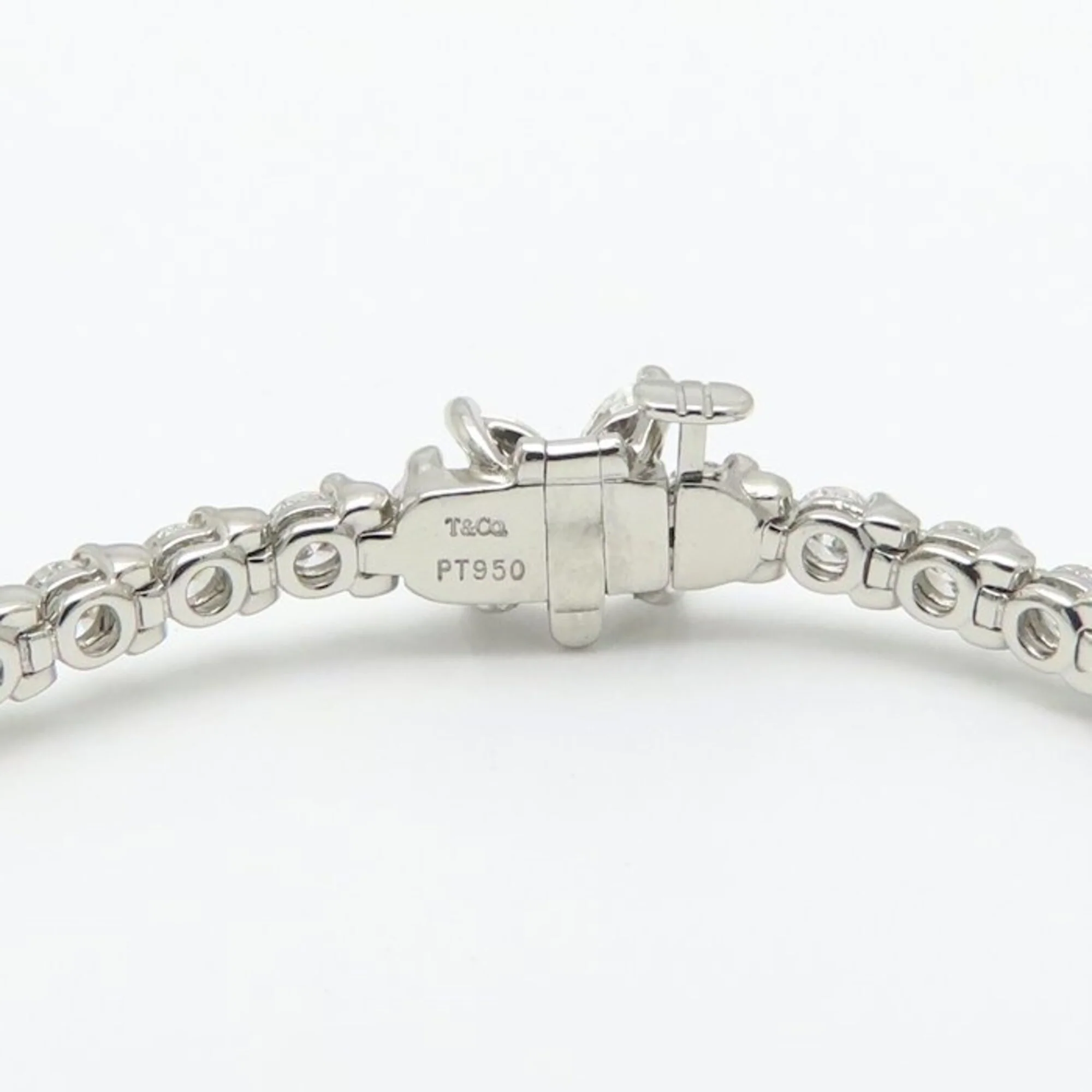 Victoria Bracelet Platinum with Diamond - Image 4