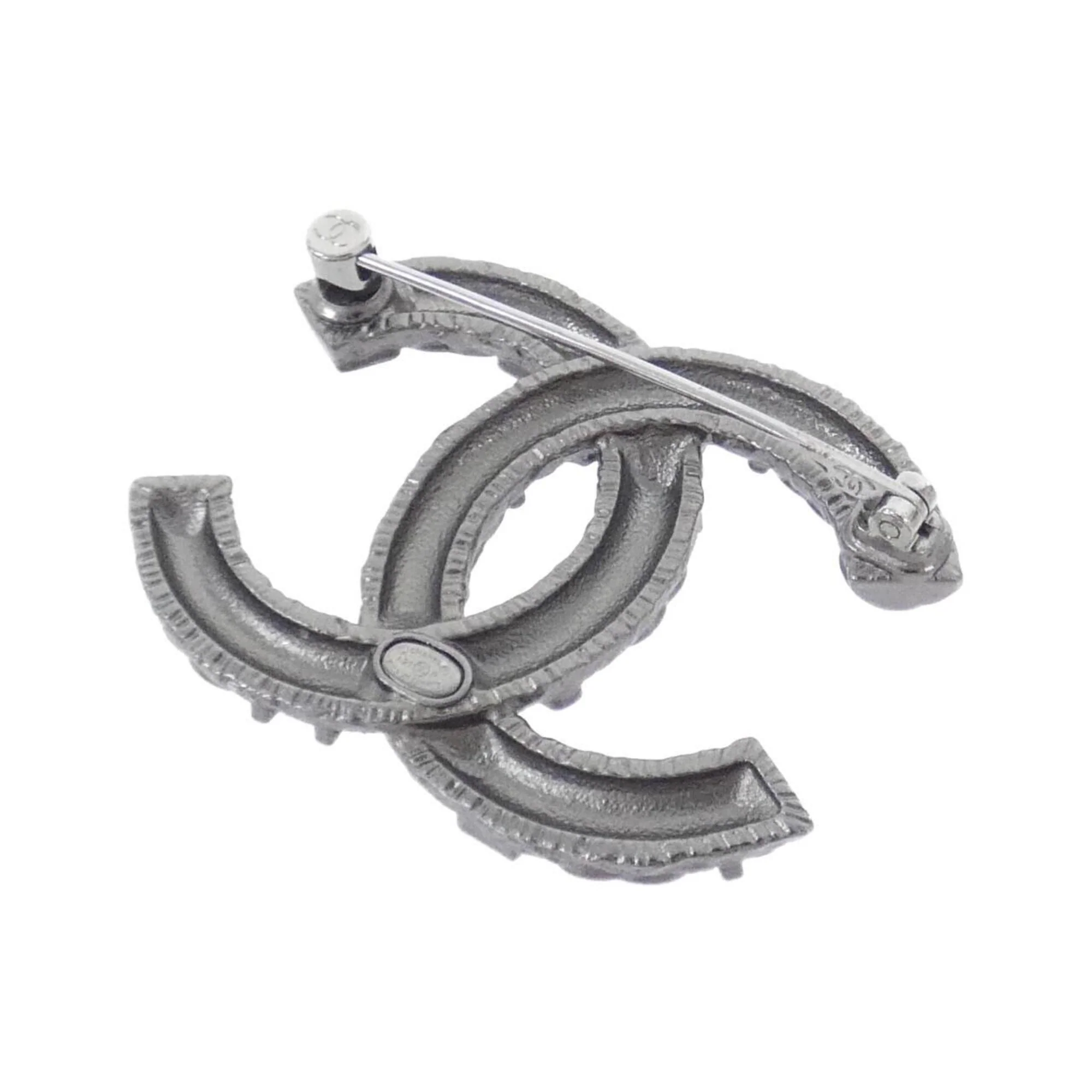 Brooch - Image 2