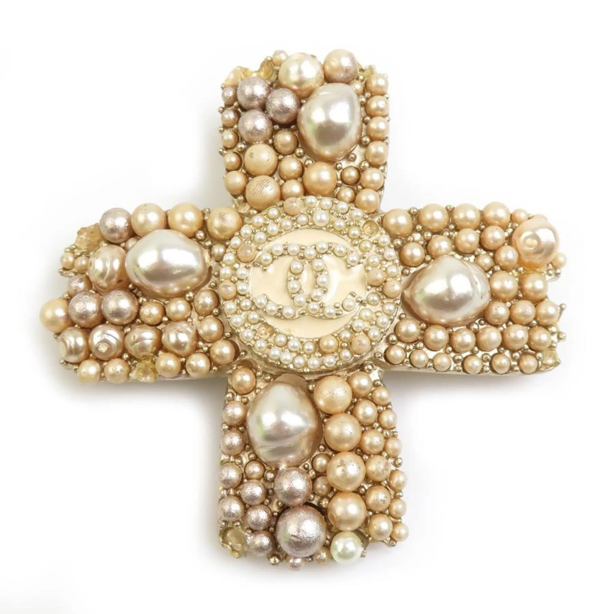 Brooch Gold Metal and Artificial Pearl