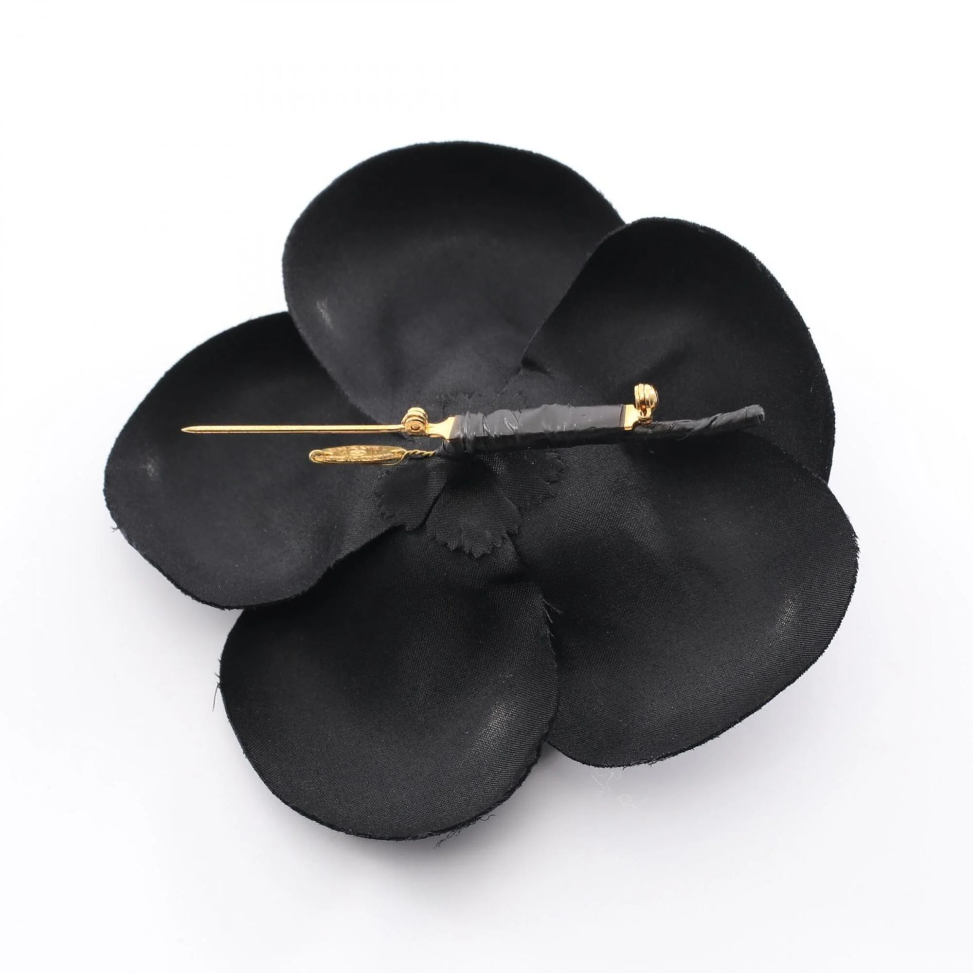 Camellia Brooch Fabric Black - Image 2