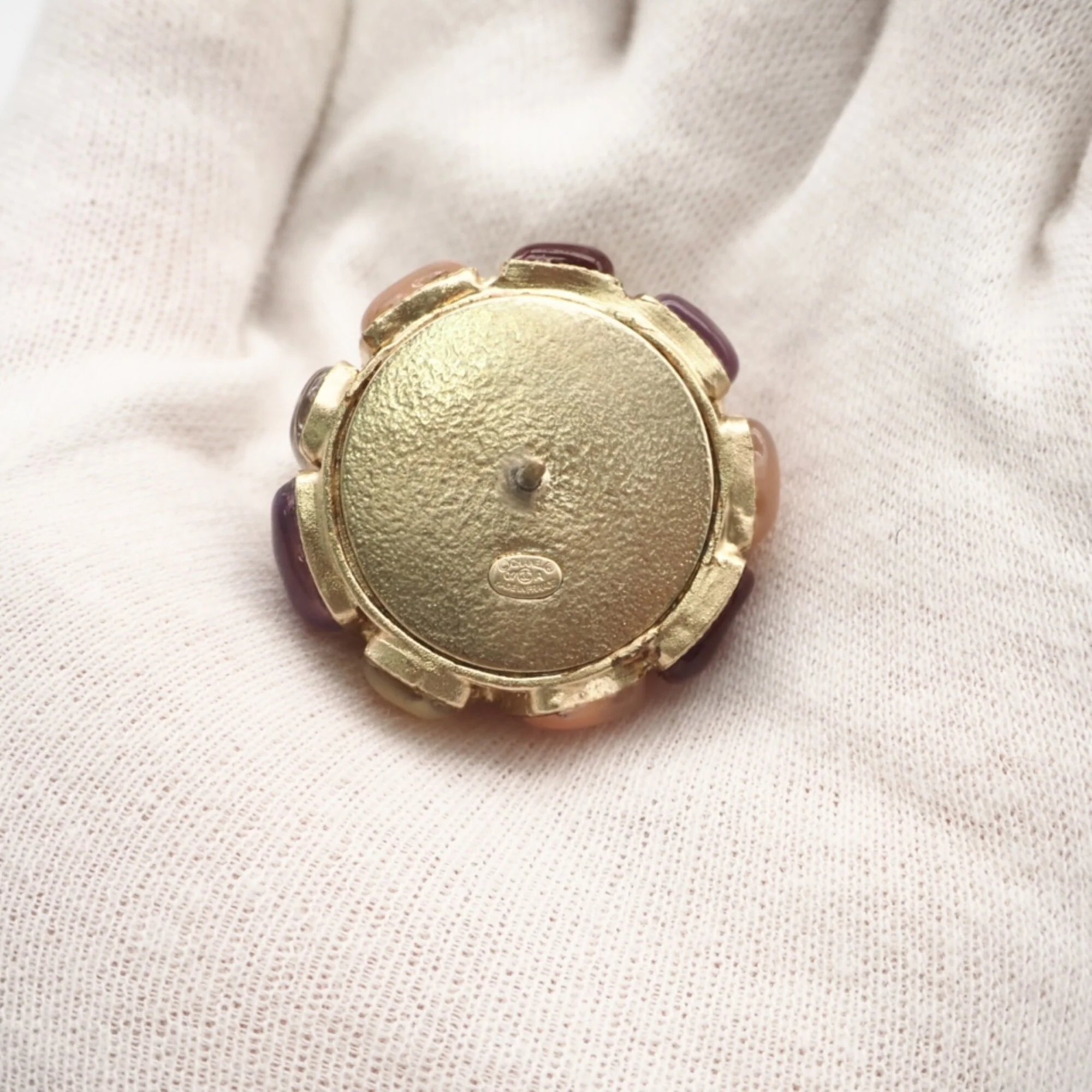 CC Logo Brooch Gold-Tone Metal - Image 7