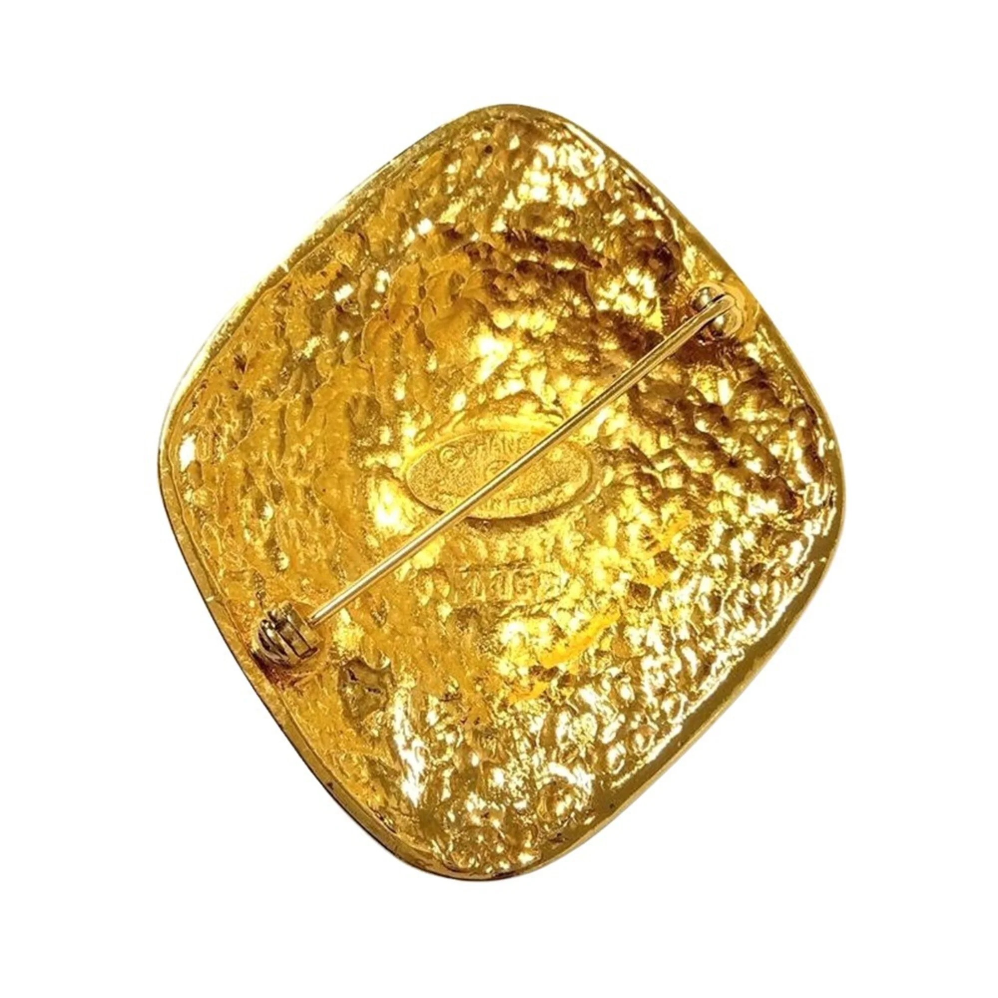 CC Logo Brooch Metal - Image 2