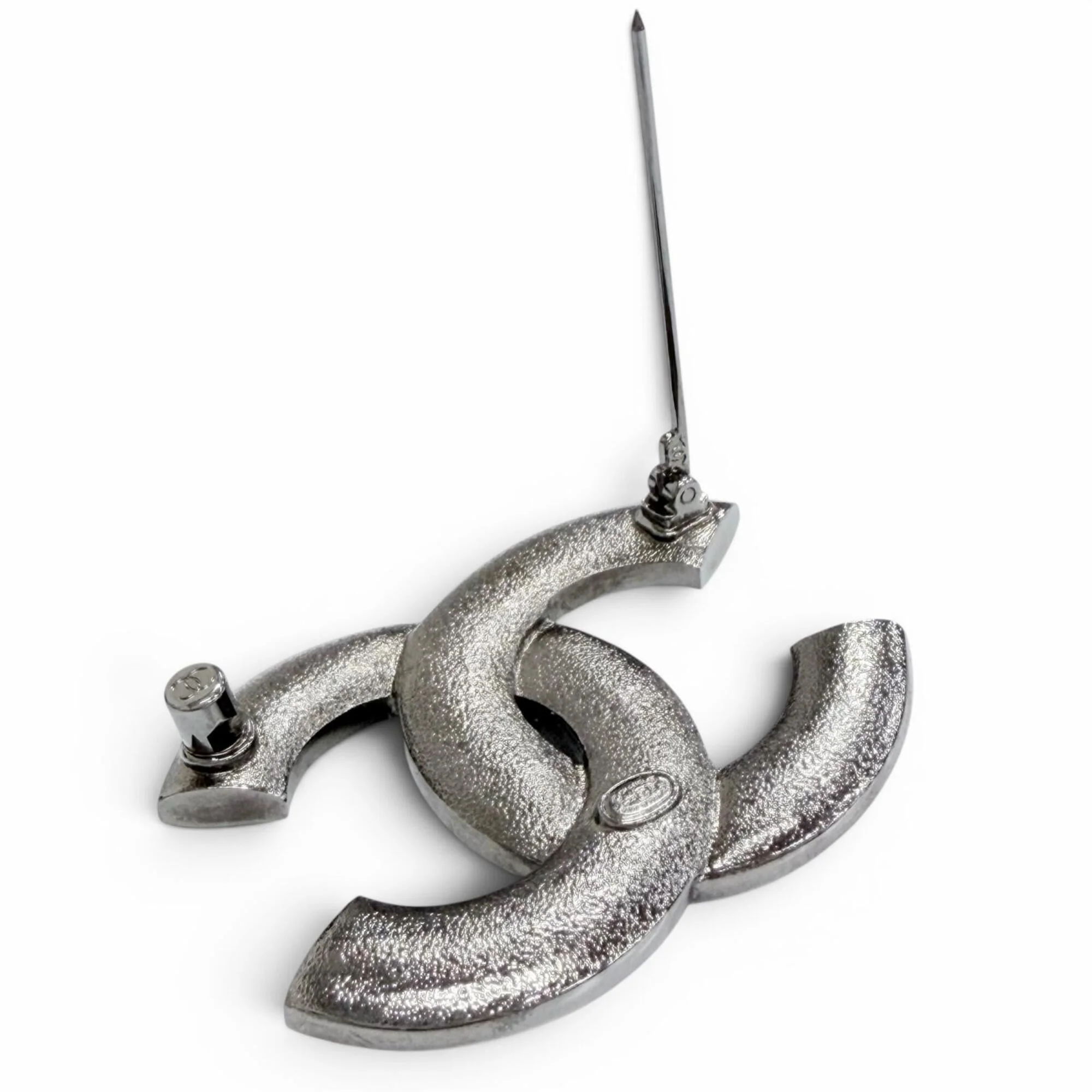 CC Logo Brooch Metal - Image 4
