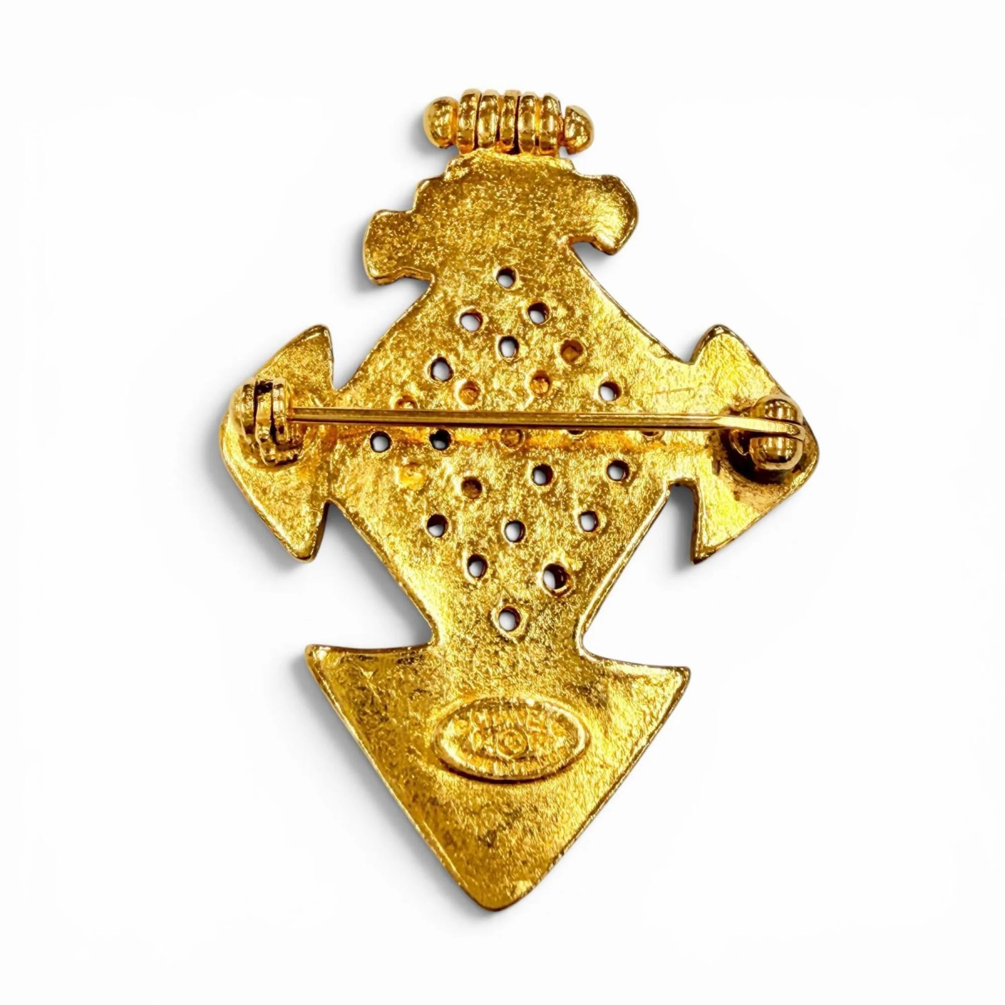 CC Logo Brooch Metal - Image 2