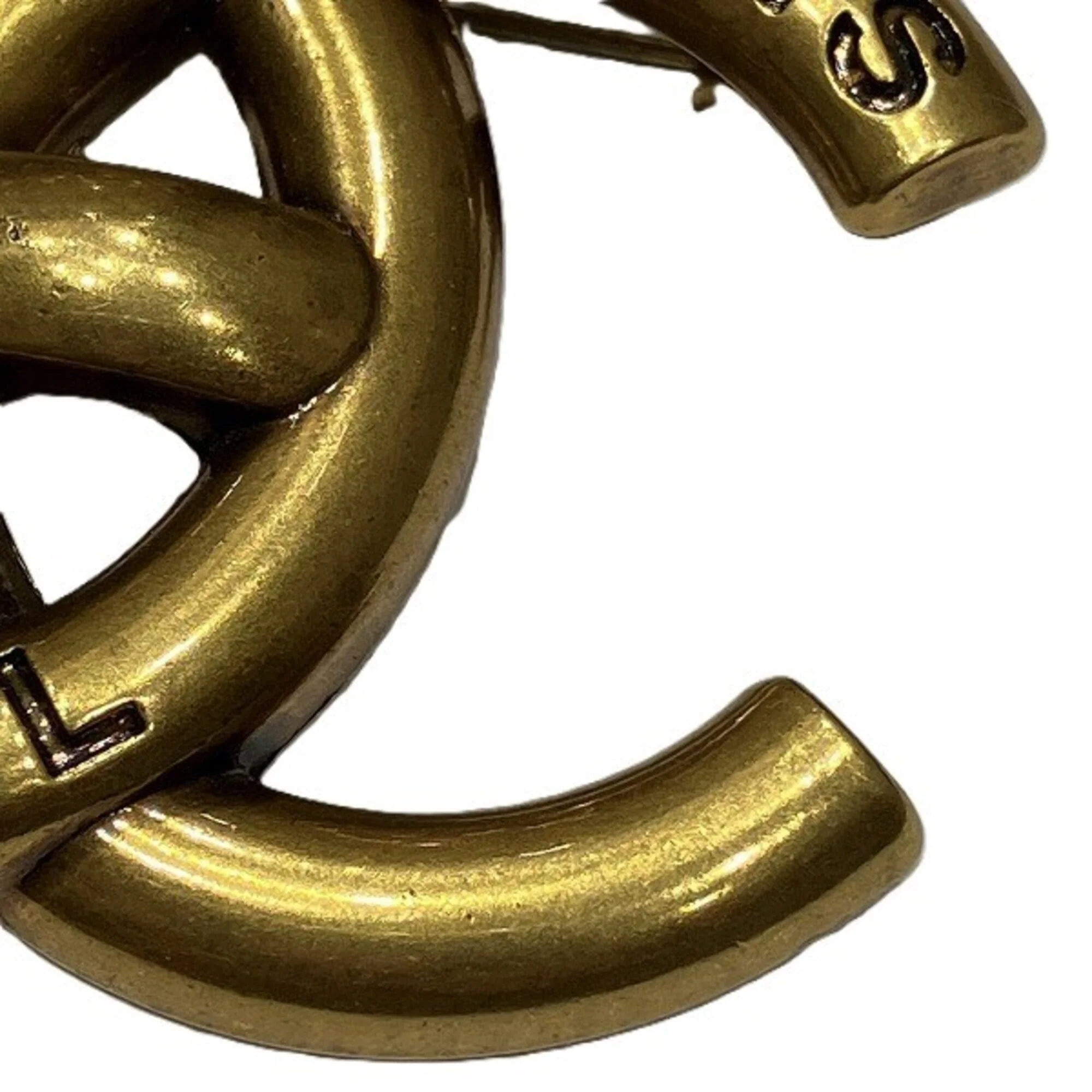 CC Logo Brooch Metal - Image 7