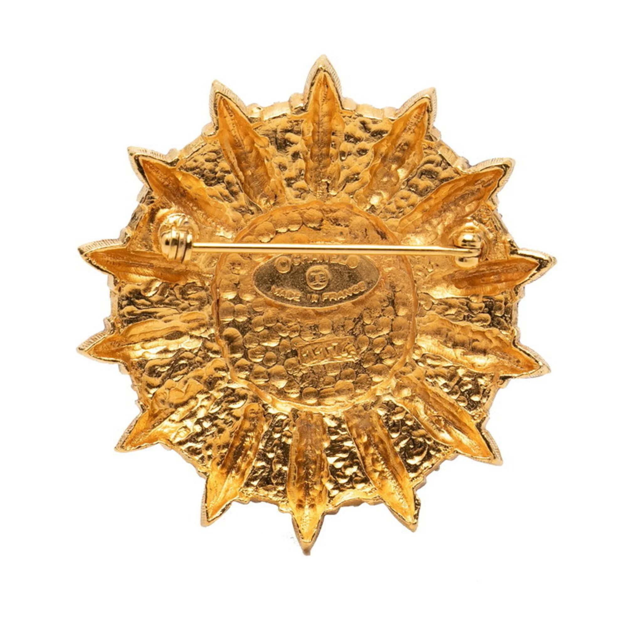 CC Logo Brooch Metal - Image 2