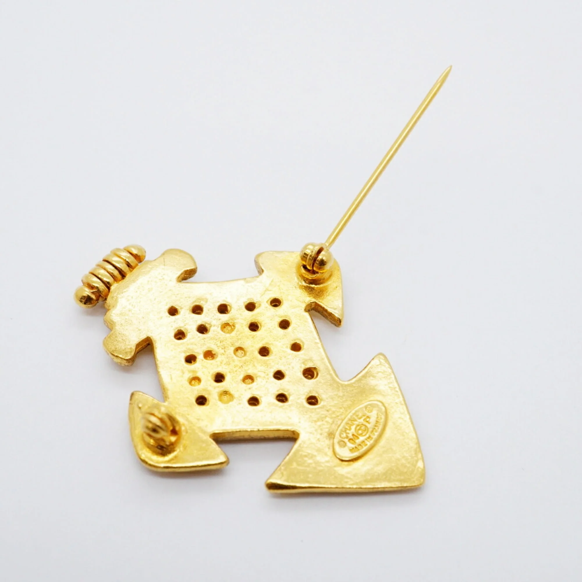 CC Logo Brooch Metal - Image 6