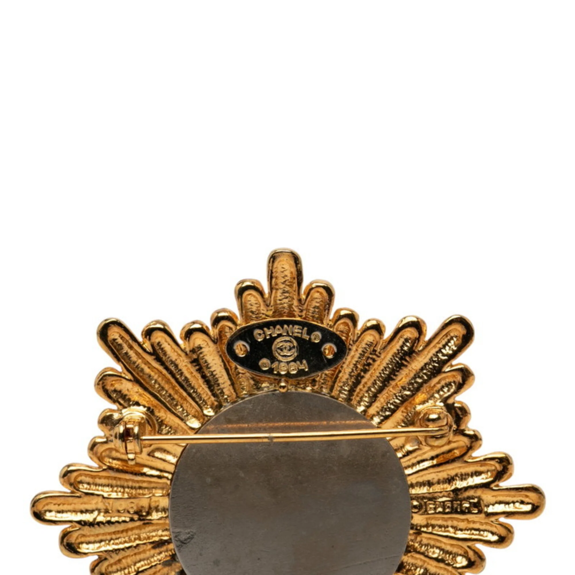 CC Logo Brooch Metal - Image 3
