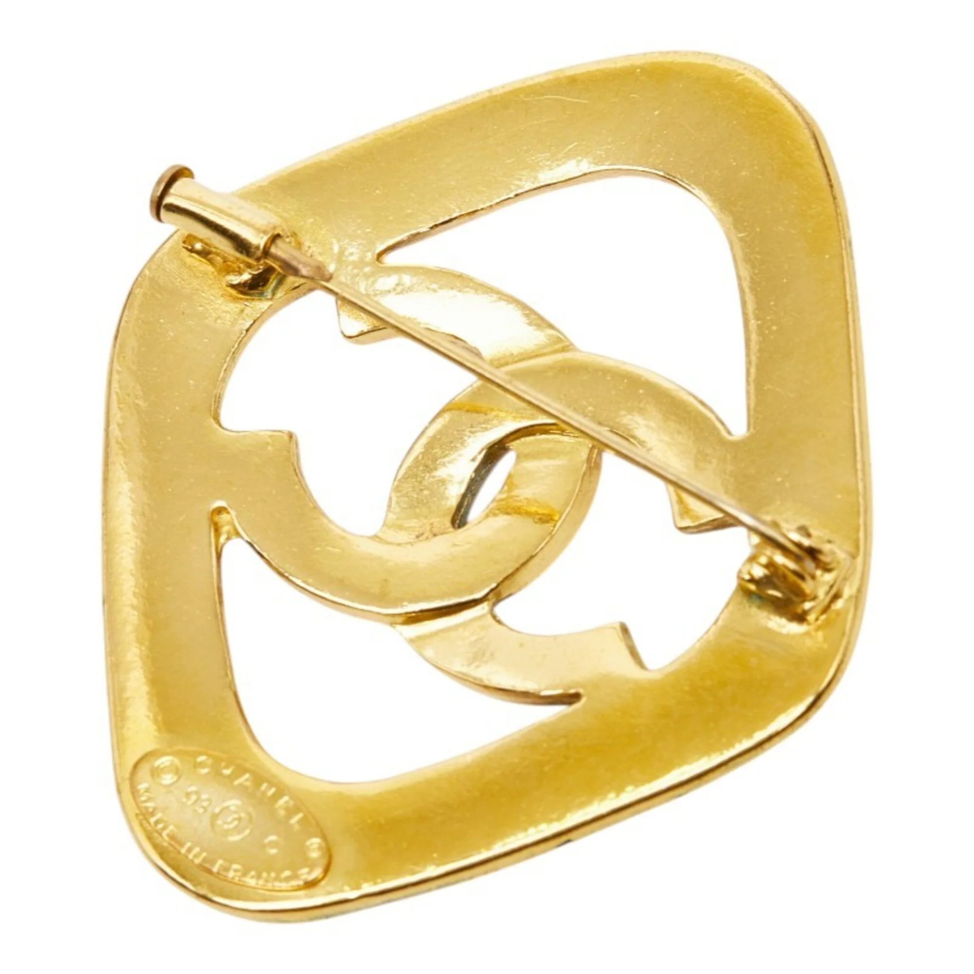 CC Logo Brooch Metal - Image 2