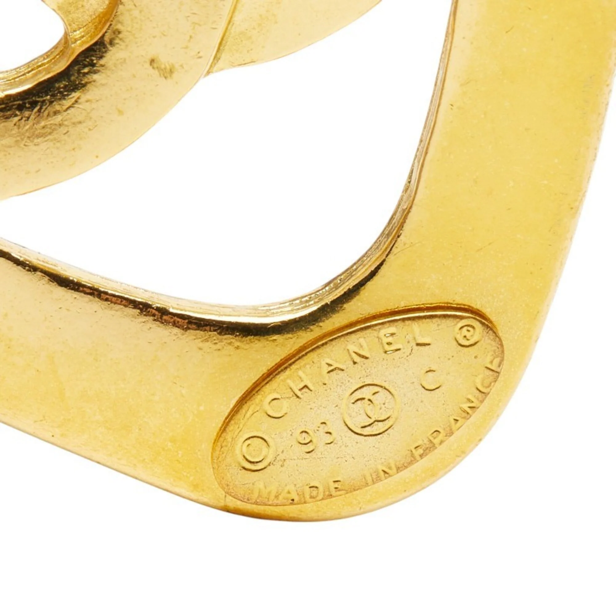 CC Logo Brooch Metal - Image 3