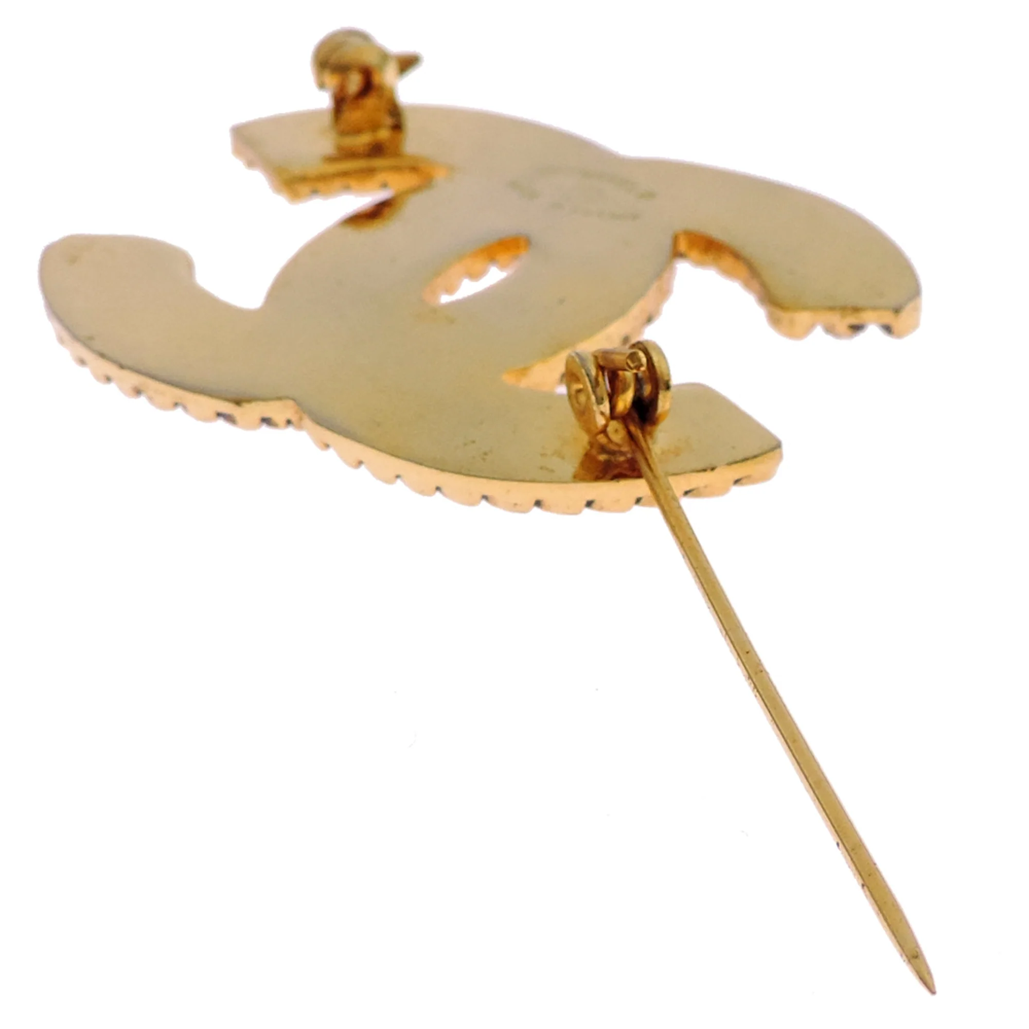 CC Logo Brooch Metal - Image 4