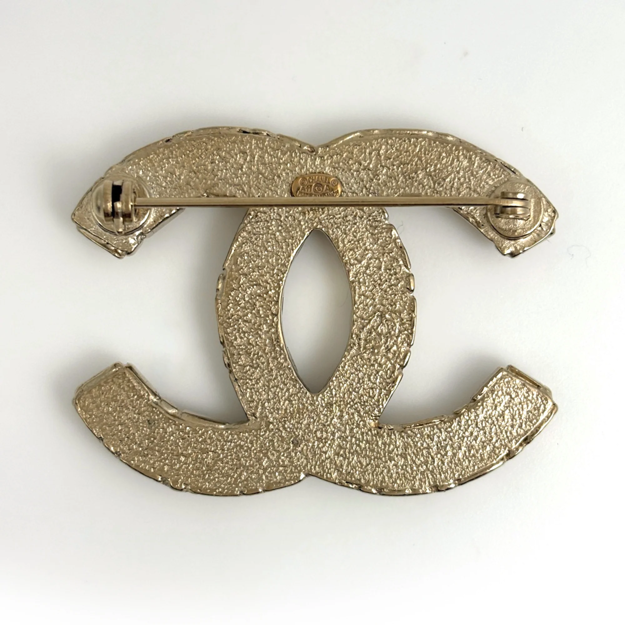 CC Logo Brooch Metal - Image 2