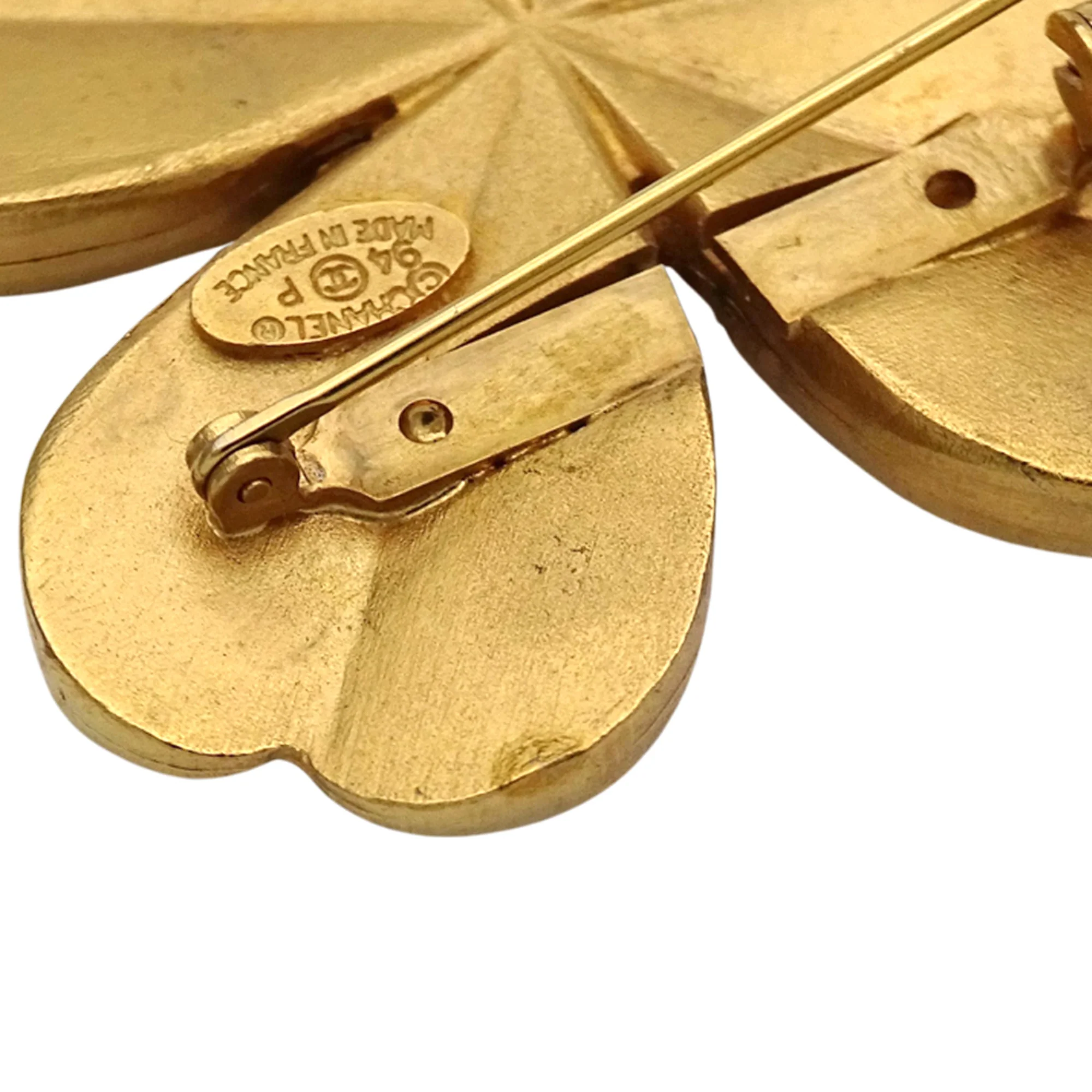 CC Logo Clover Brooch Metal - Image 7