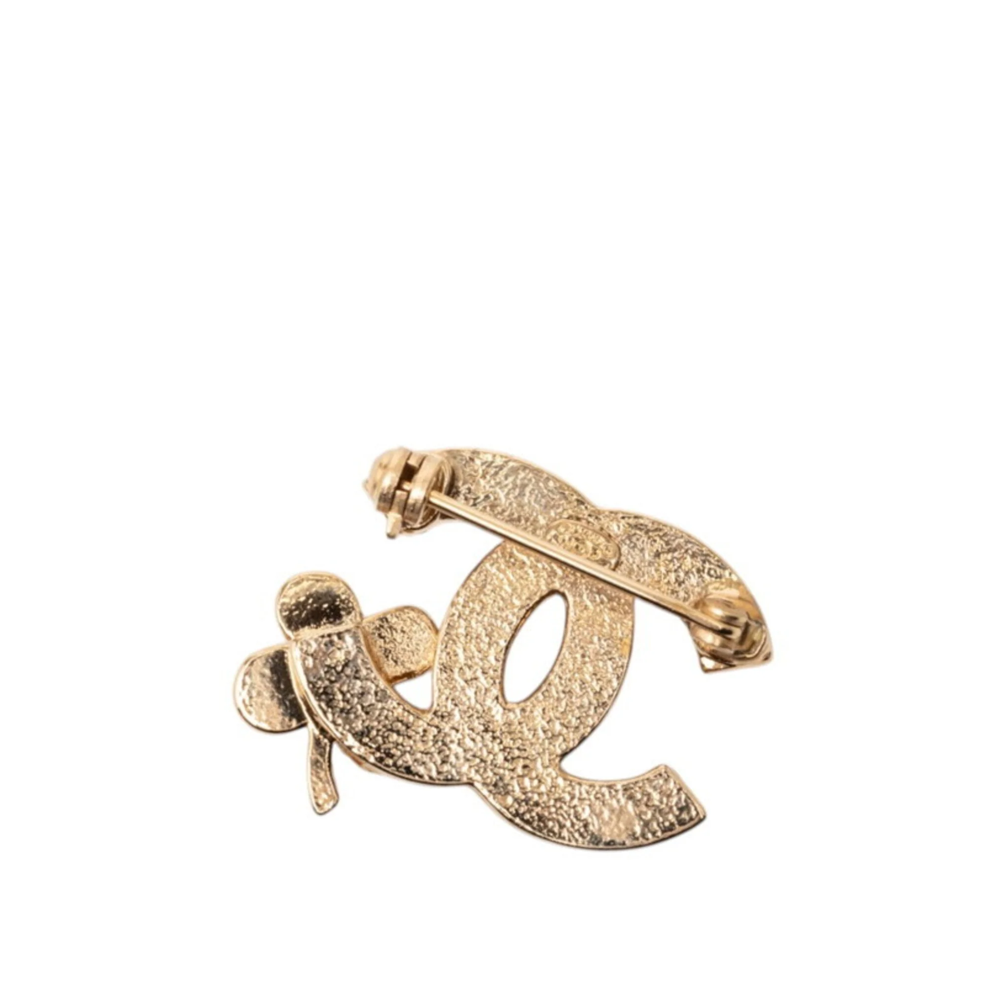 CC Logo Clover Brooch Metal - Image 2
