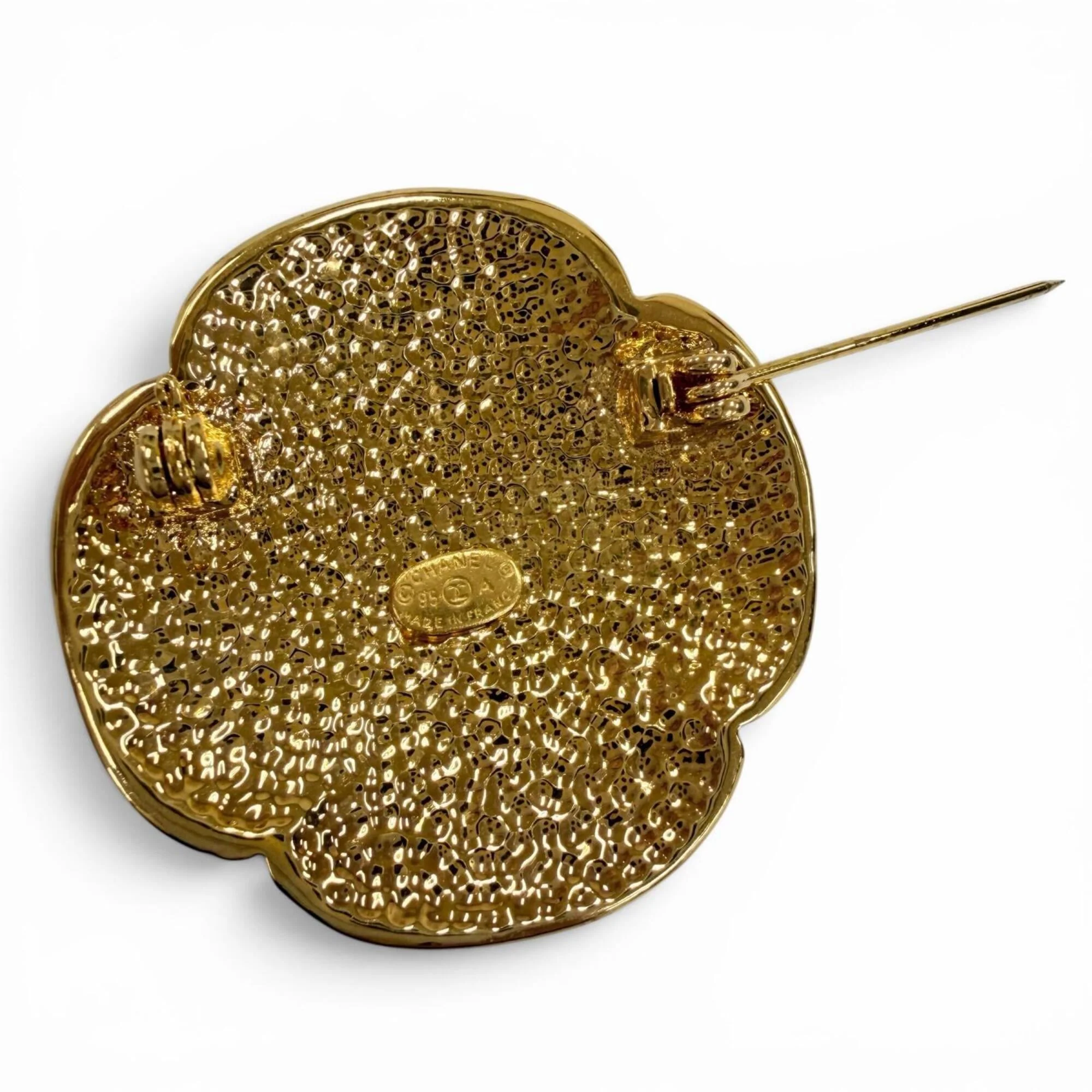 CC Logo Flower Brooch Metal - Image 4