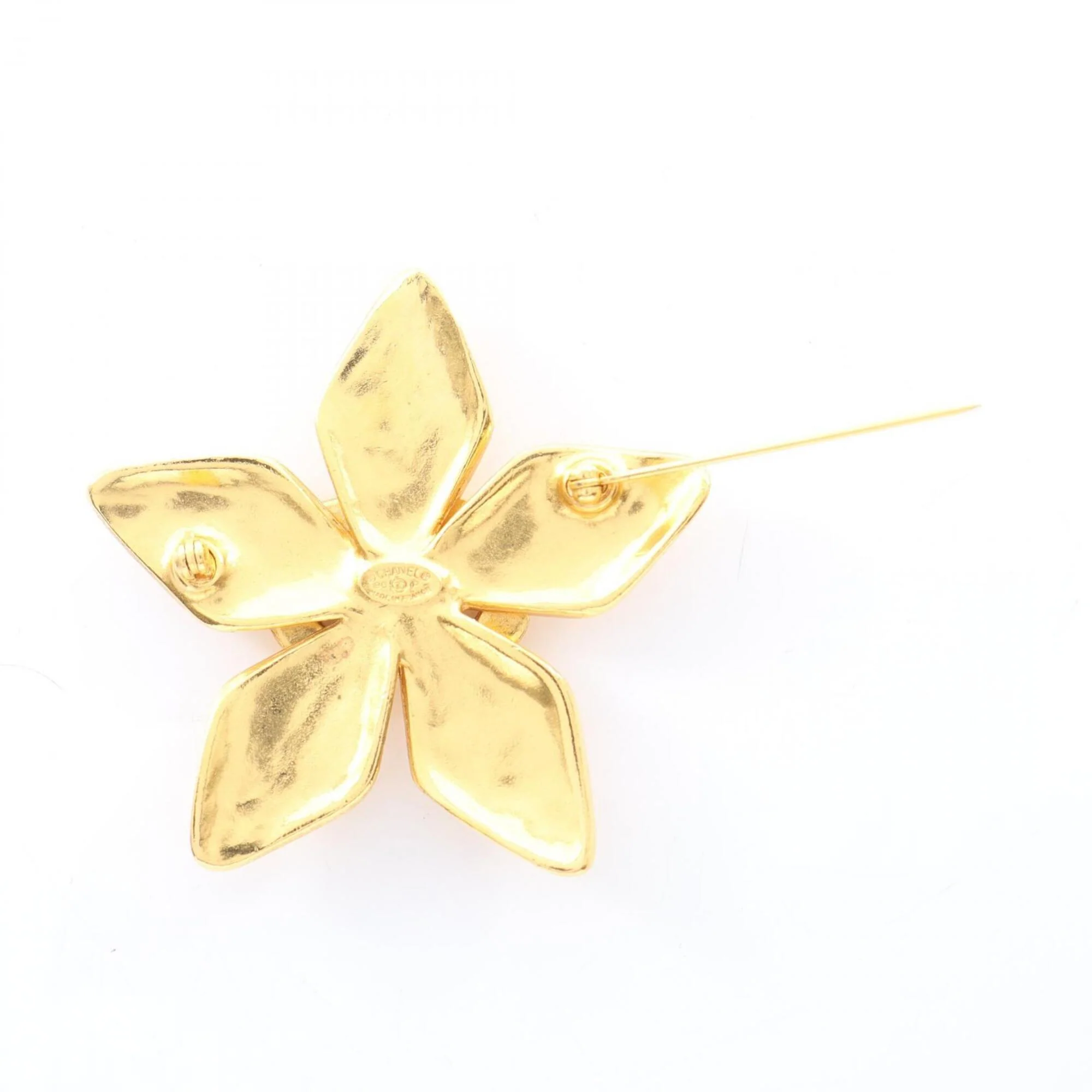 CC Logo Flower Brooch Metal - Image 2