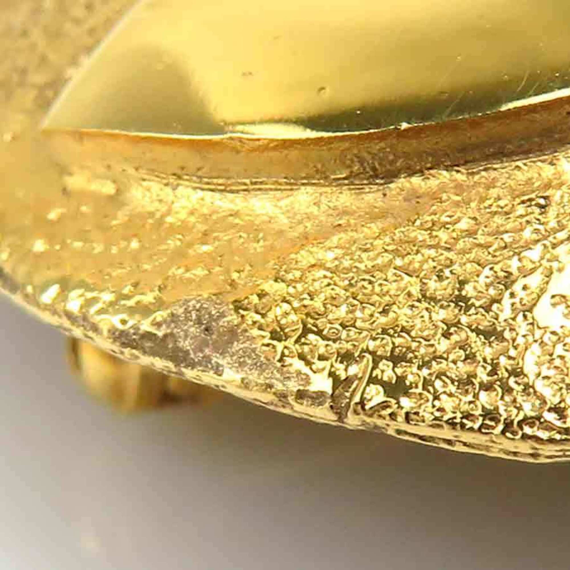 Vintage Brooch Metal Gold - Image 8