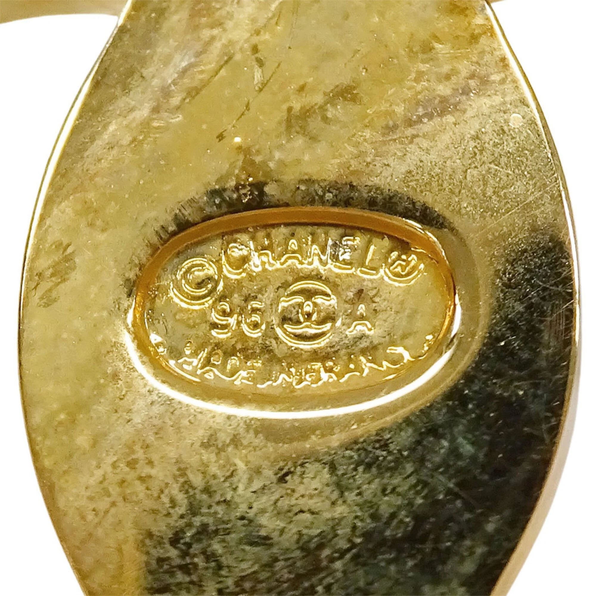 Vintage Turnlock Brooch Metal - Image 5